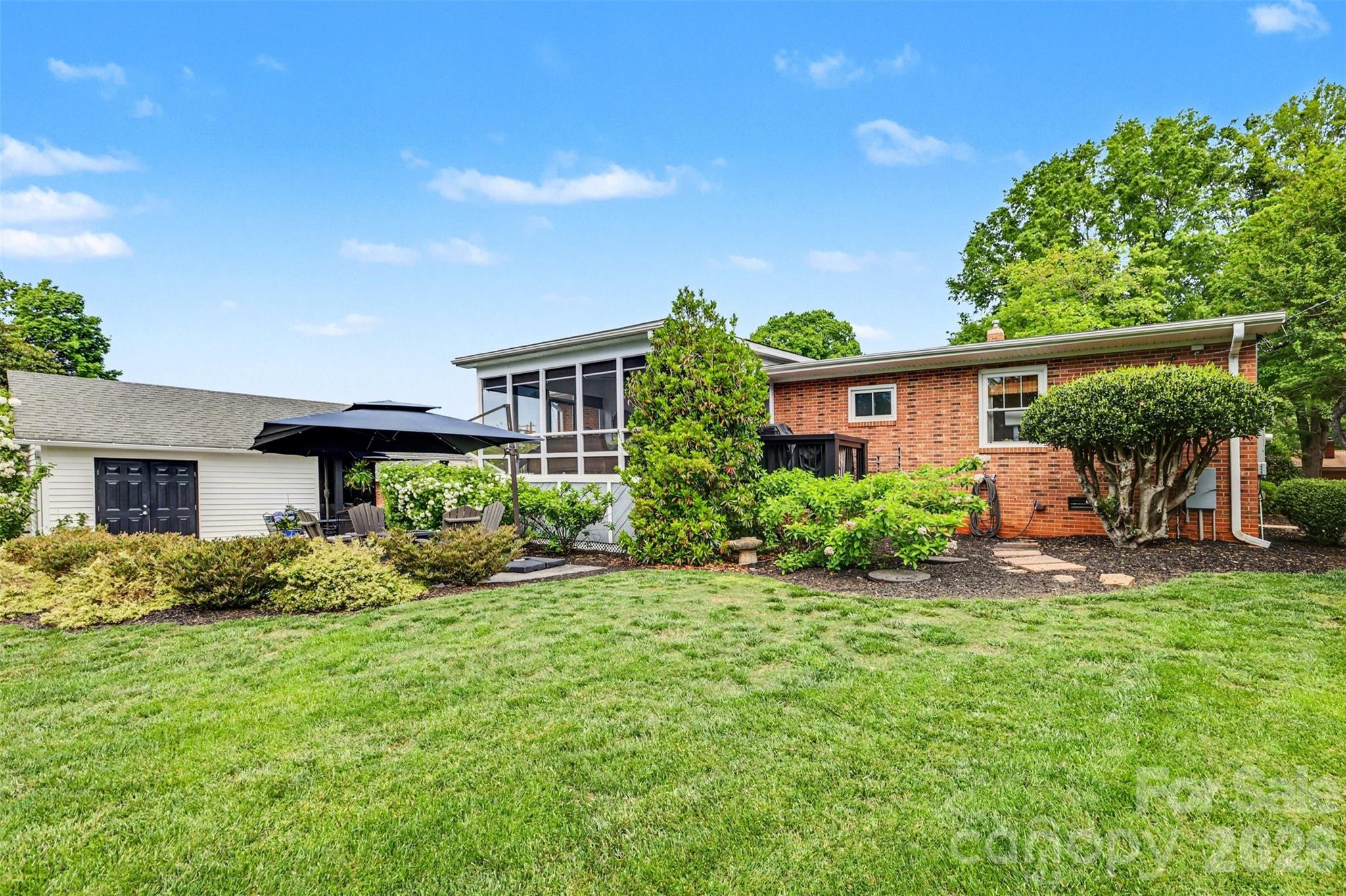 107 Peachtree Street — Belmont