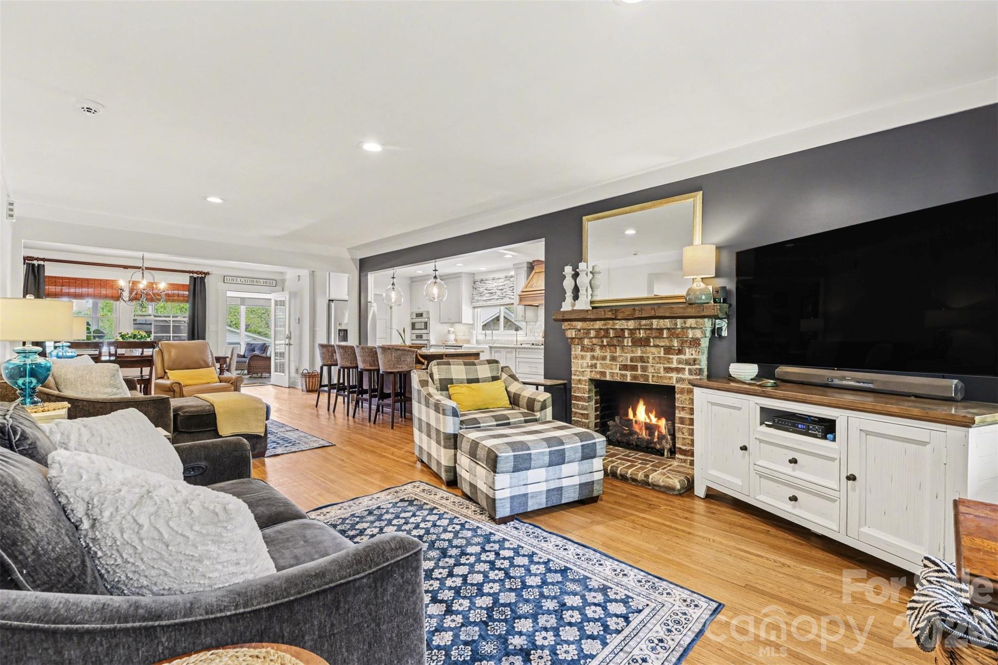 107 Peachtree Street — Belmont