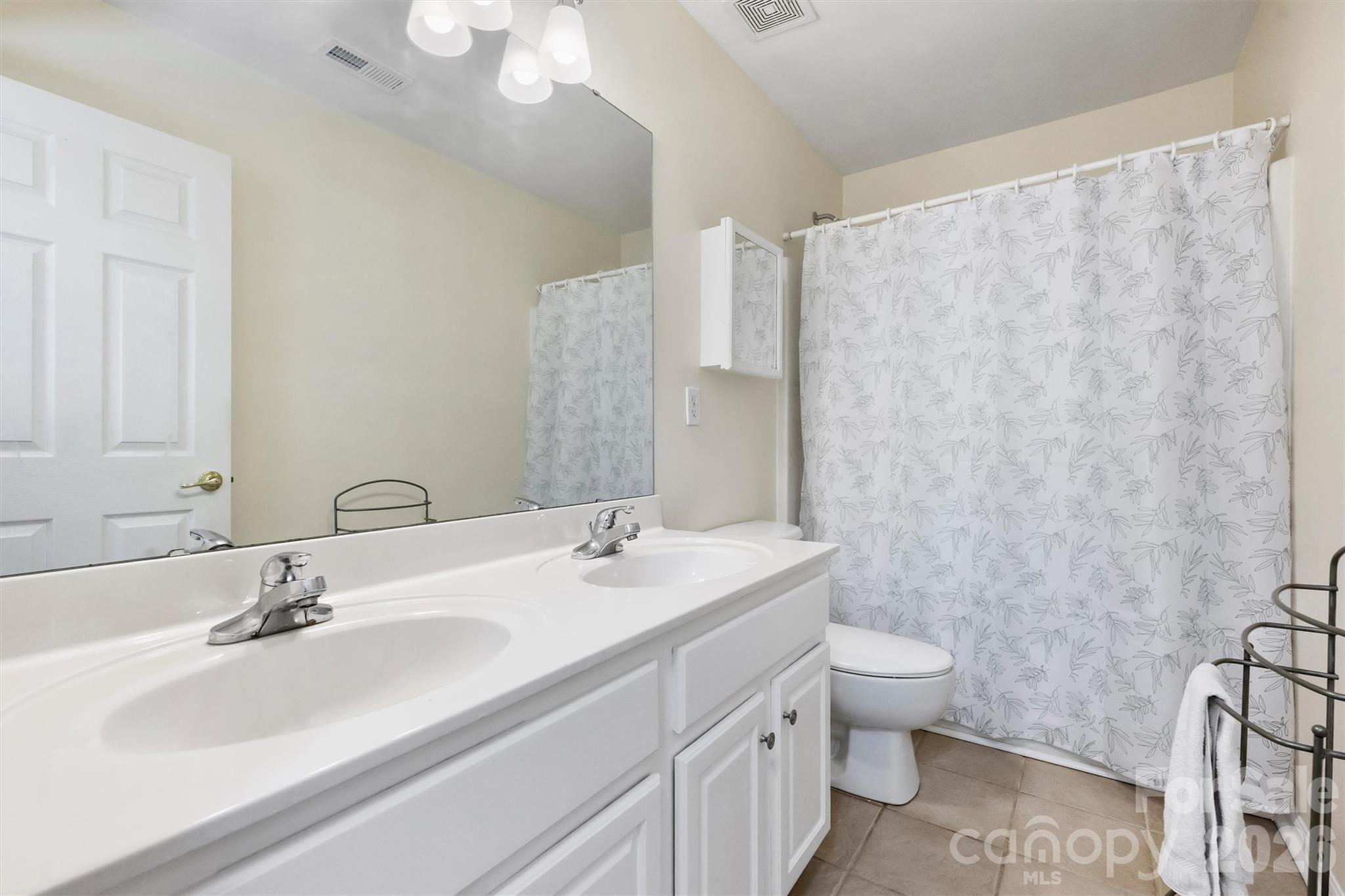 1830 Chinchester Lane — Charlotte