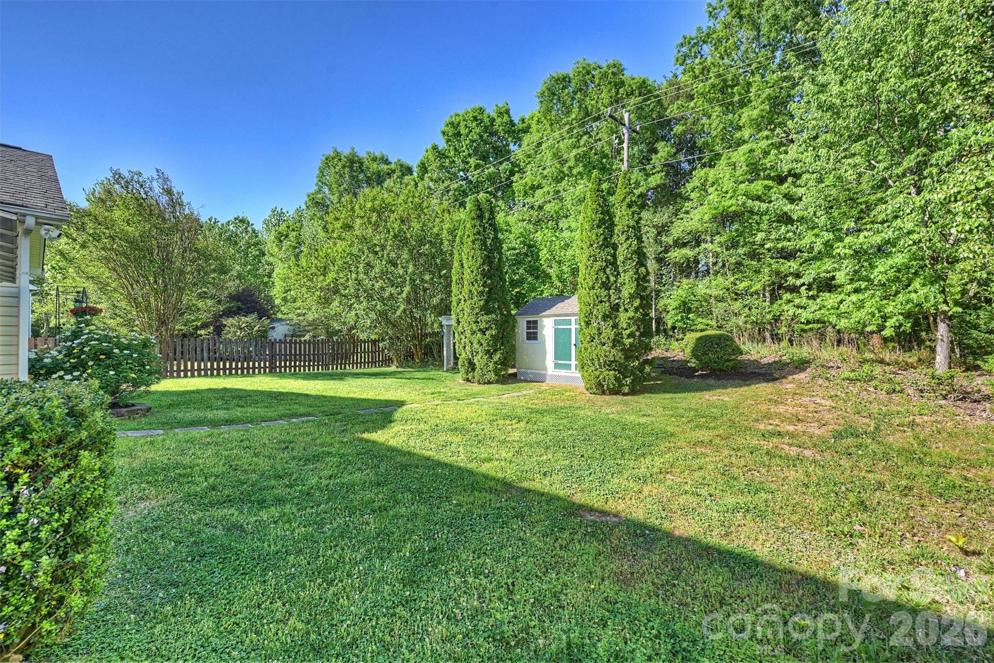 1830 Chinchester Lane — Charlotte