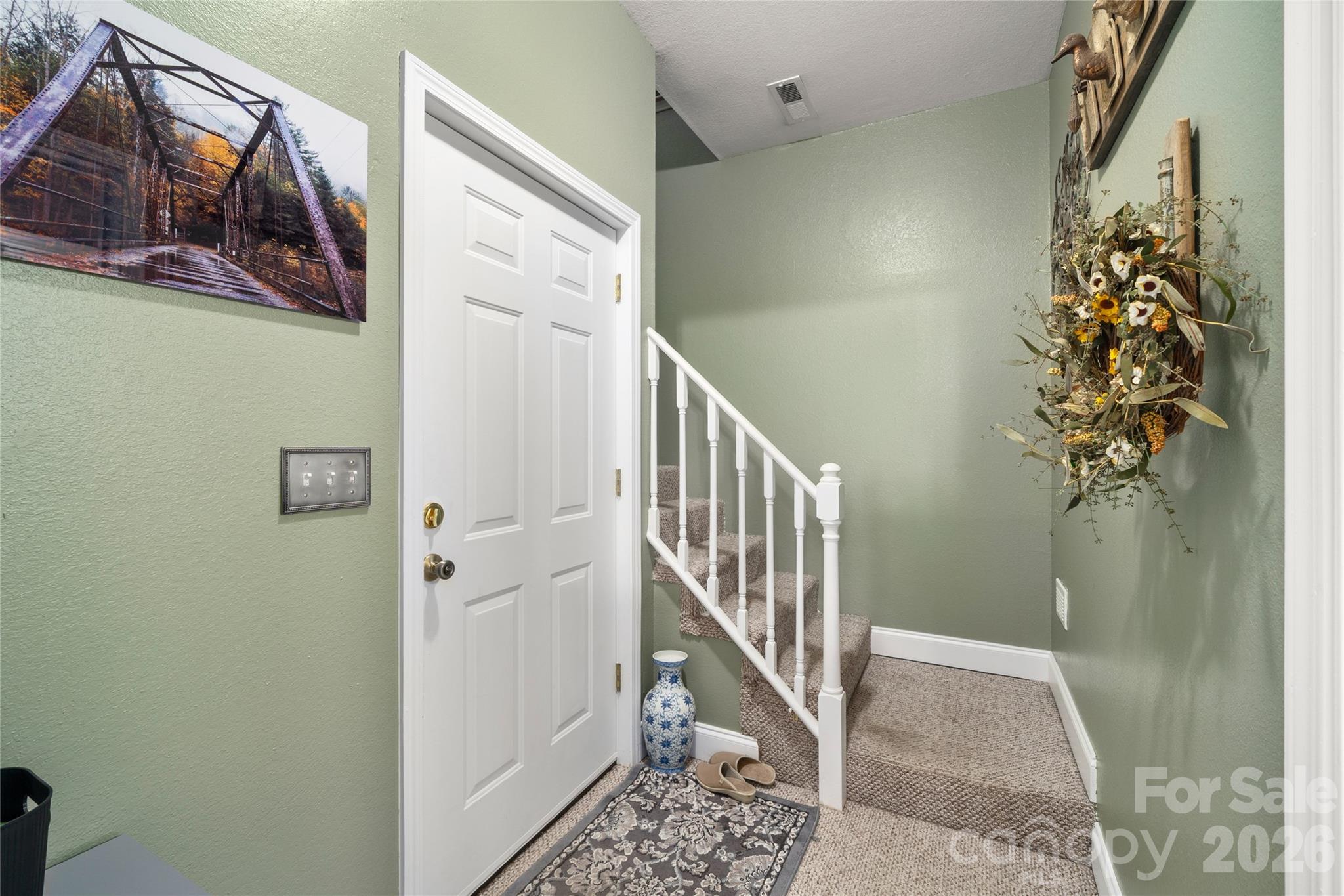 40 Whipoorwill Way — Waynesville