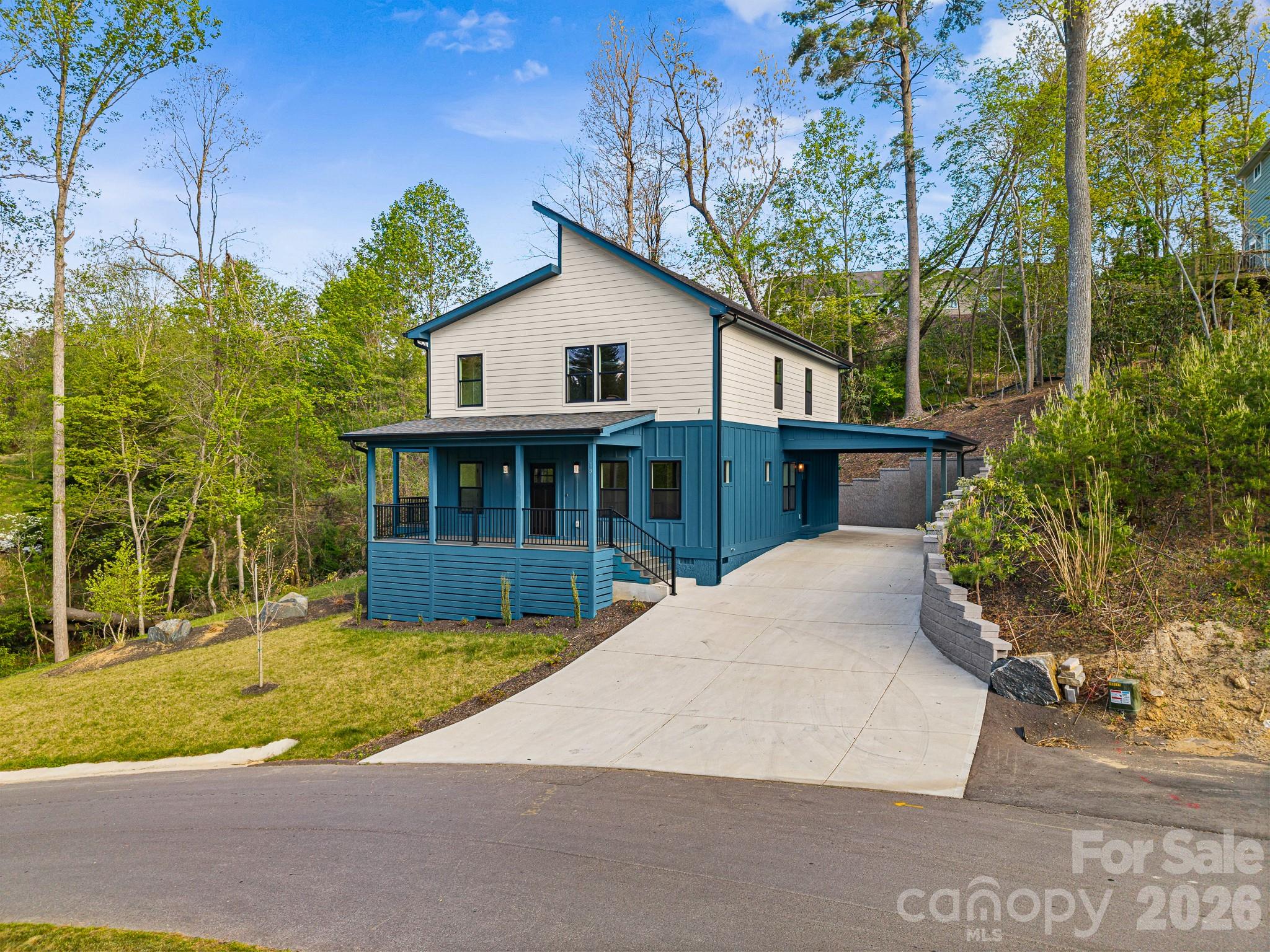 18 Winterhawk Drive — Arden