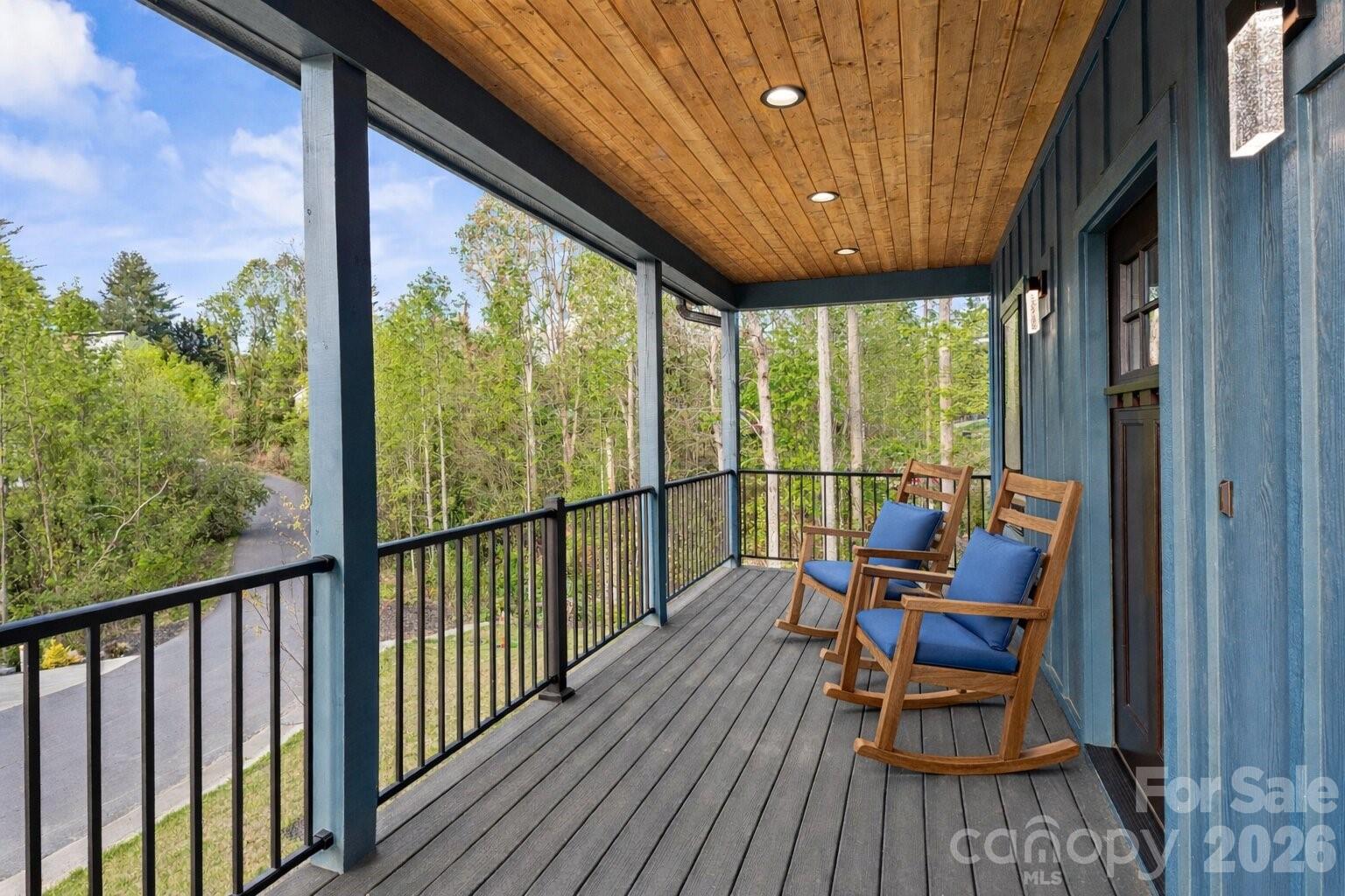 18 Winterhawk Drive — Arden