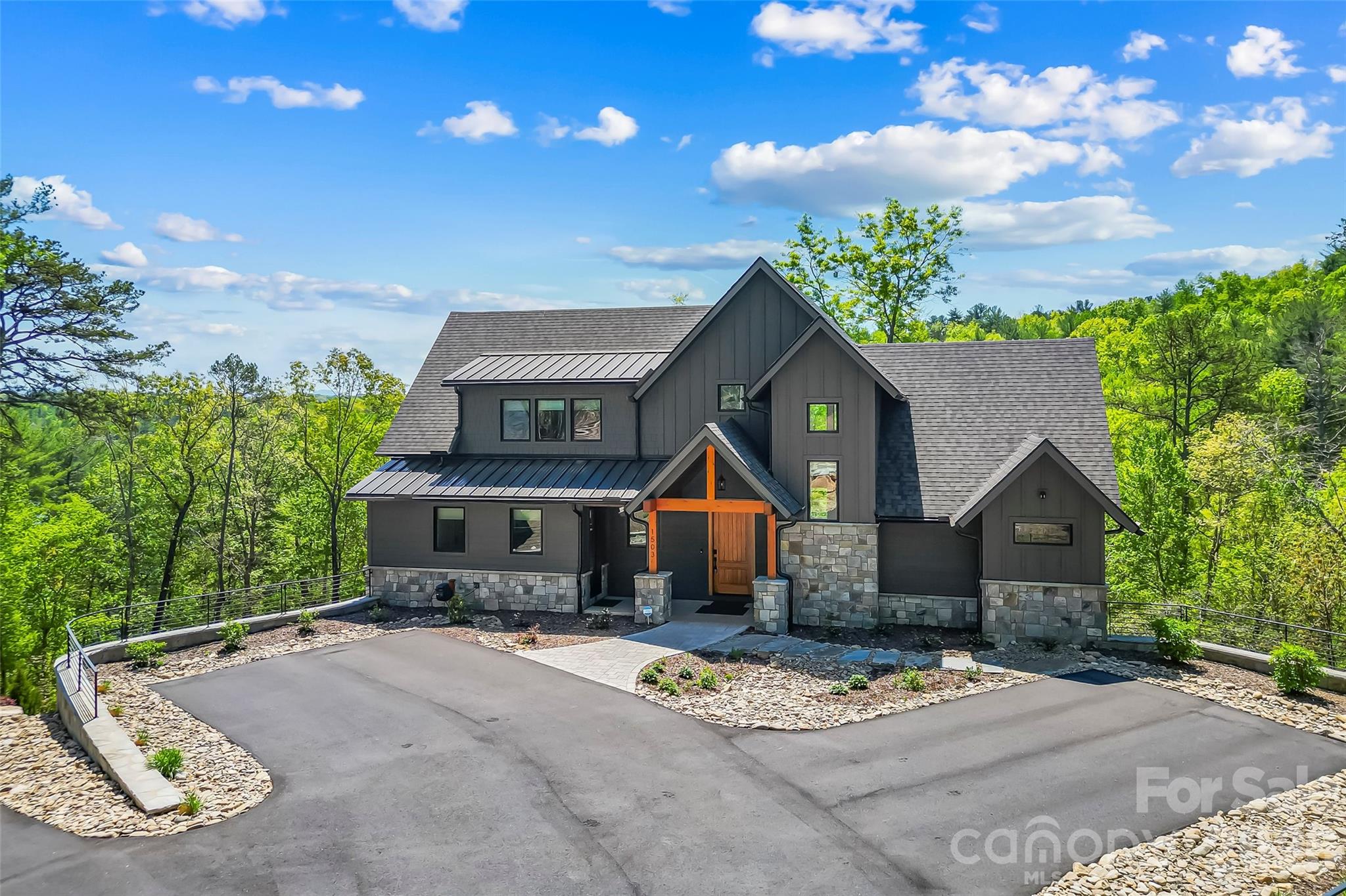 1503 Black Forest Drive — Marion