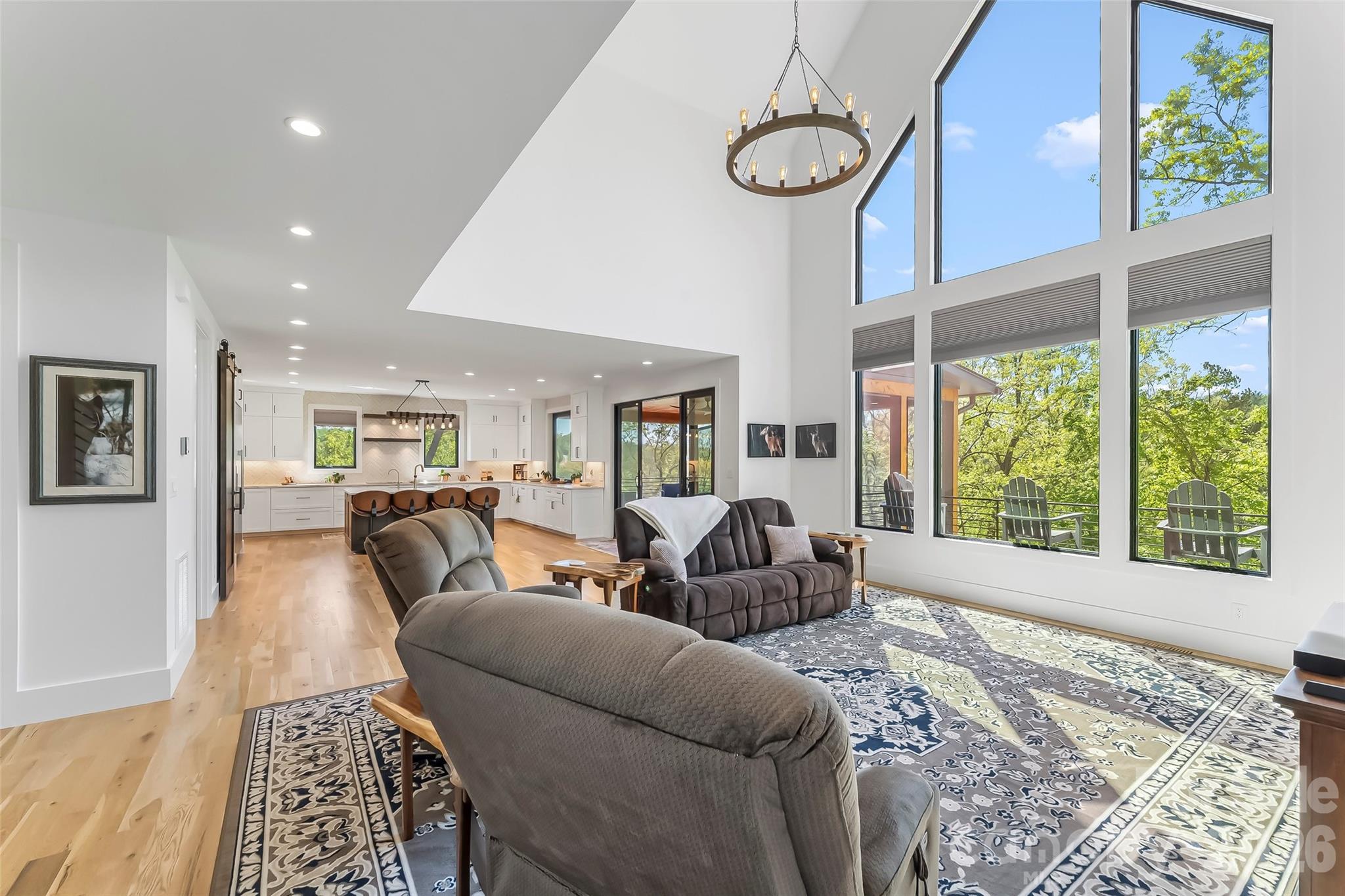 1503 Black Forest Drive — Marion