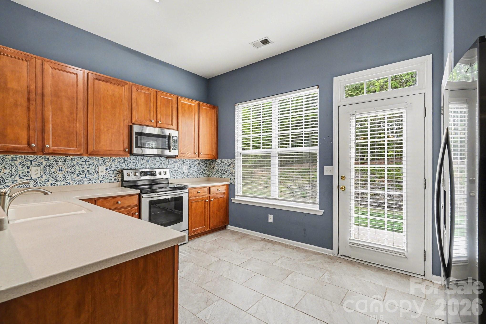 6005 Pale Moss Lane — Charlotte