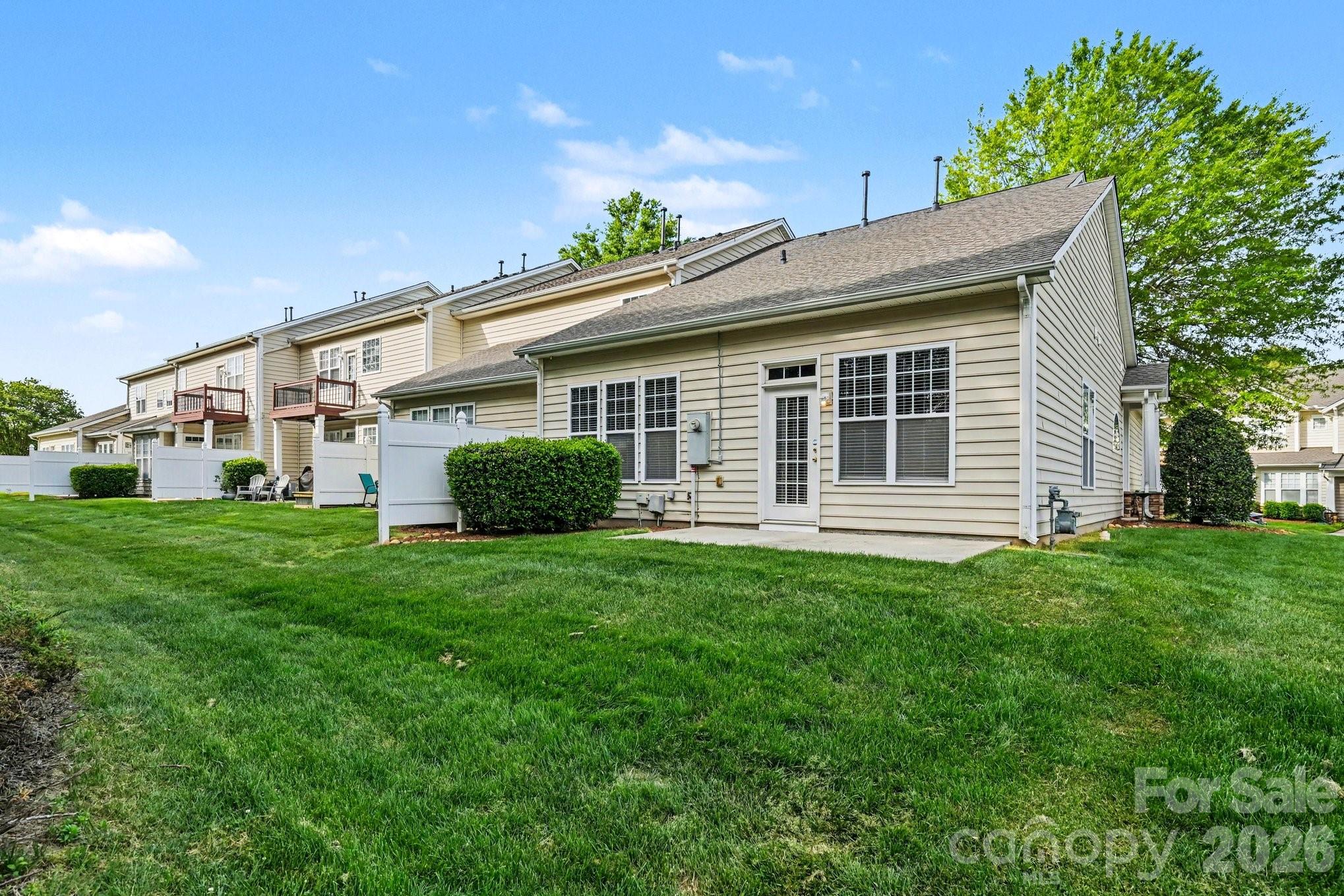 6005 Pale Moss Lane — Charlotte