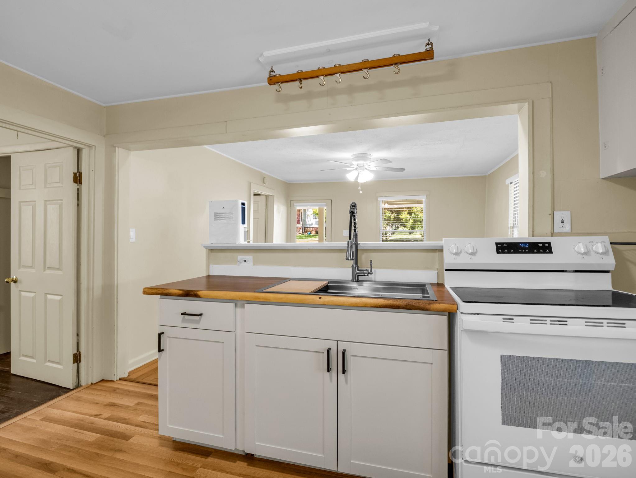 159 Onteora Boulevard — Asheville