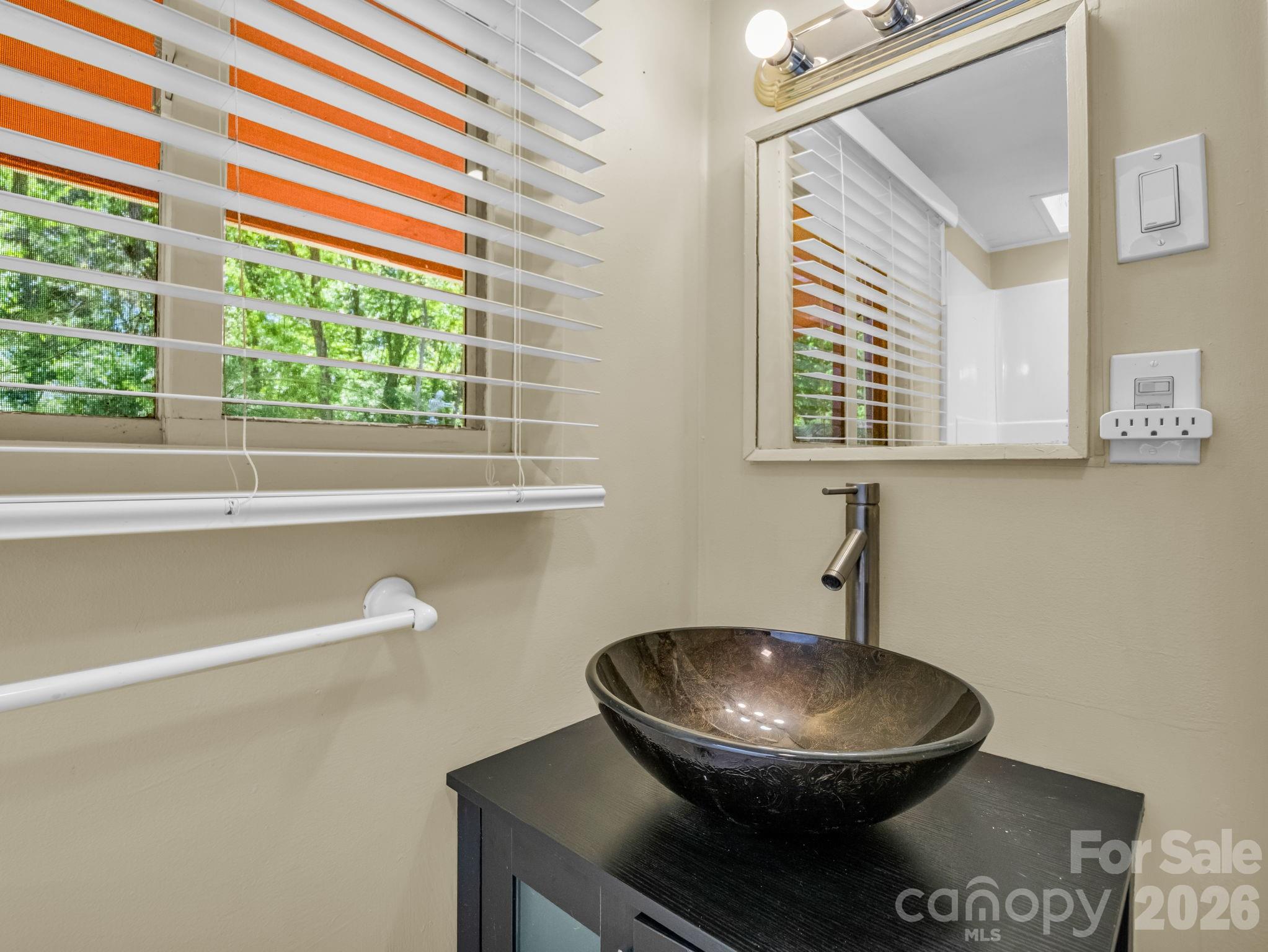 159 Onteora Boulevard — Asheville
