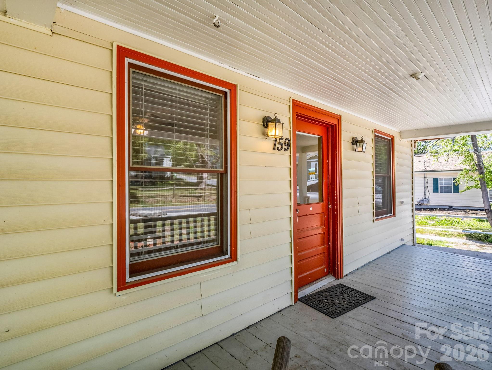 159 Onteora Boulevard — Asheville