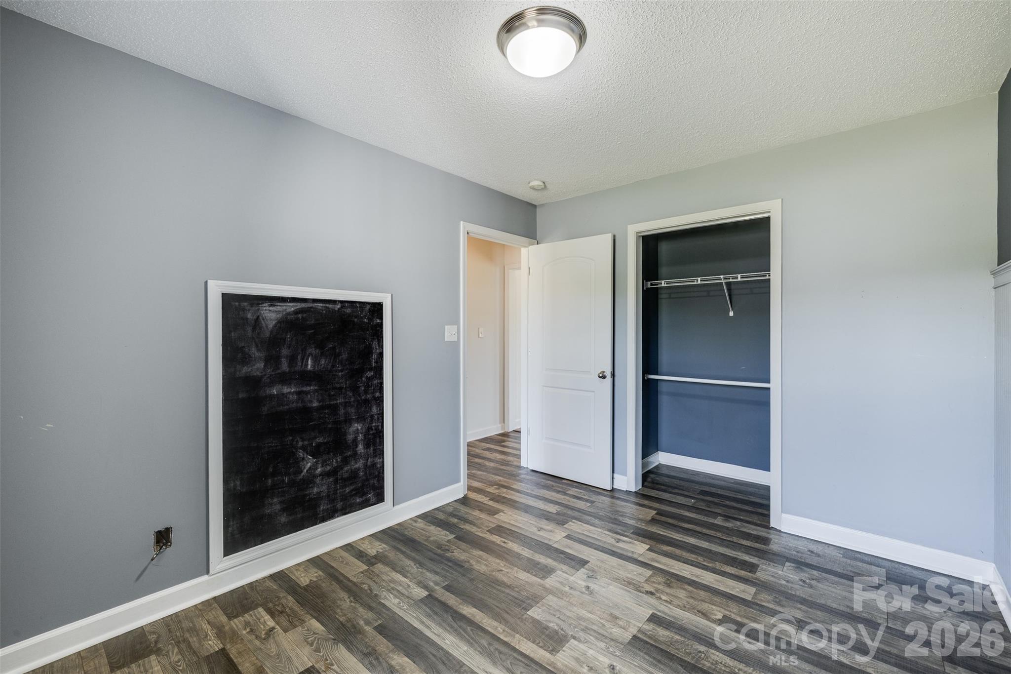 1575 Windy Holly Lane — Newton