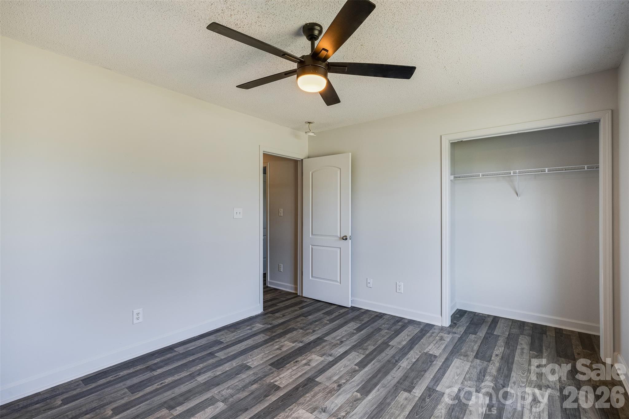 1575 Windy Holly Lane — Newton