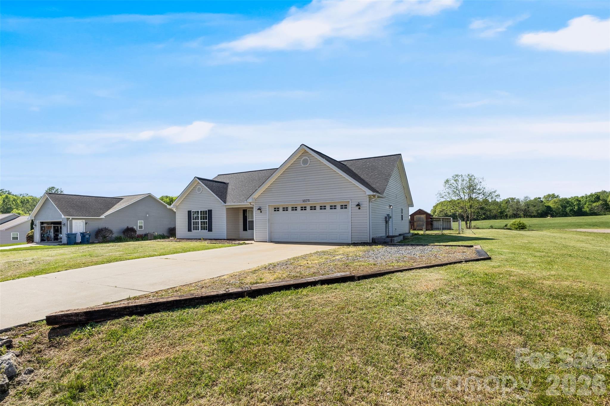 1575 Windy Holly Lane — Newton