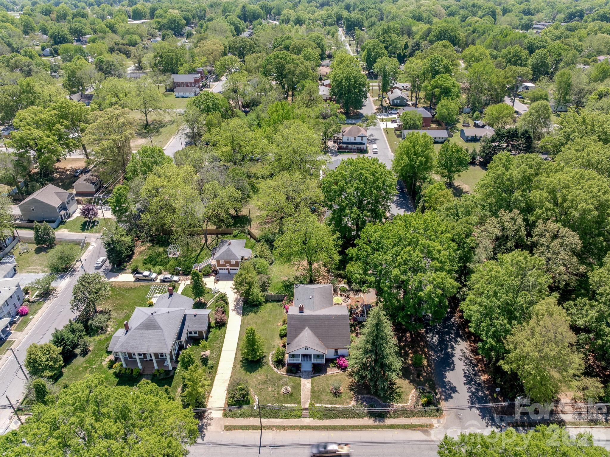 905 W Franklin Street — Monroe