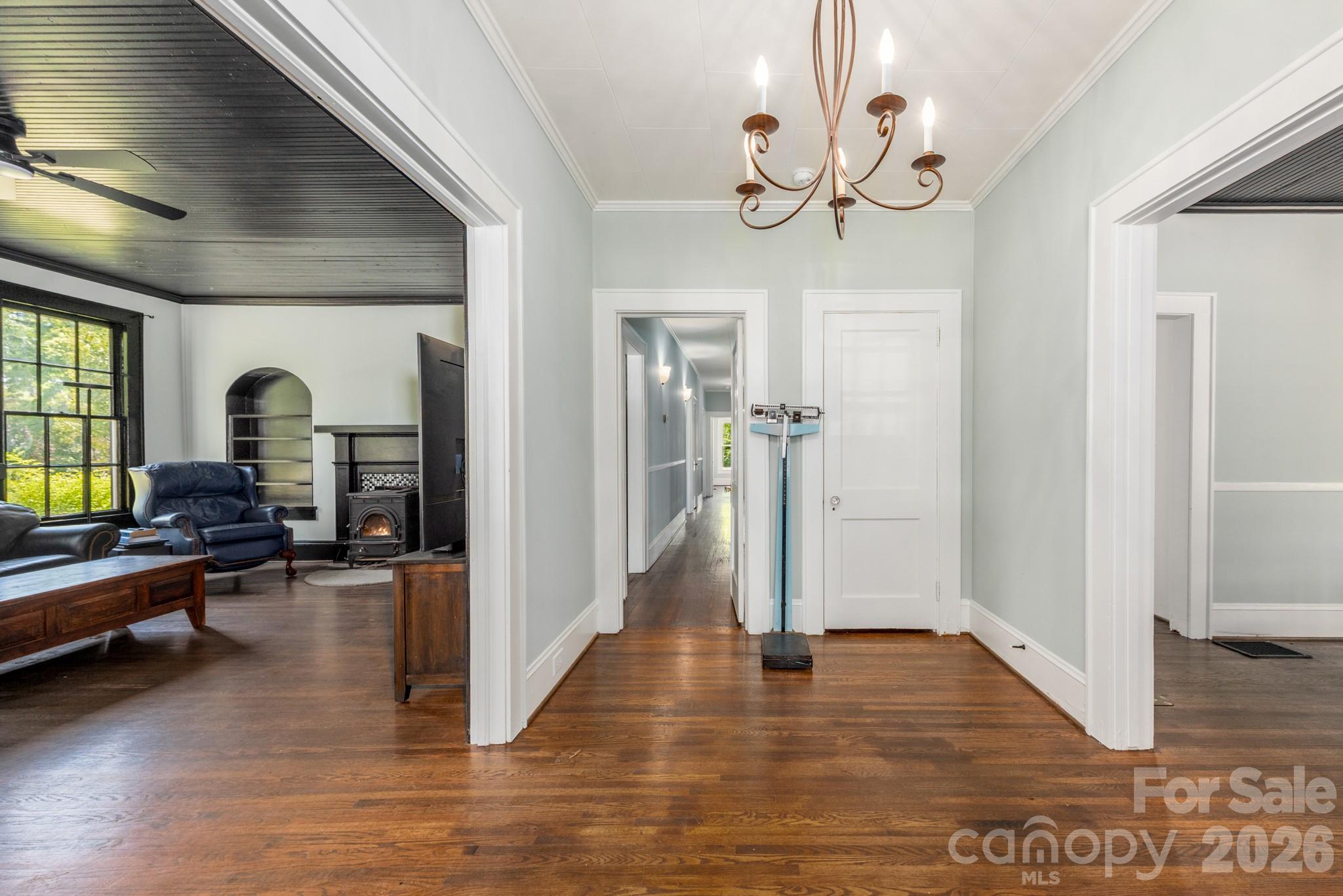 905 W Franklin Street — Monroe