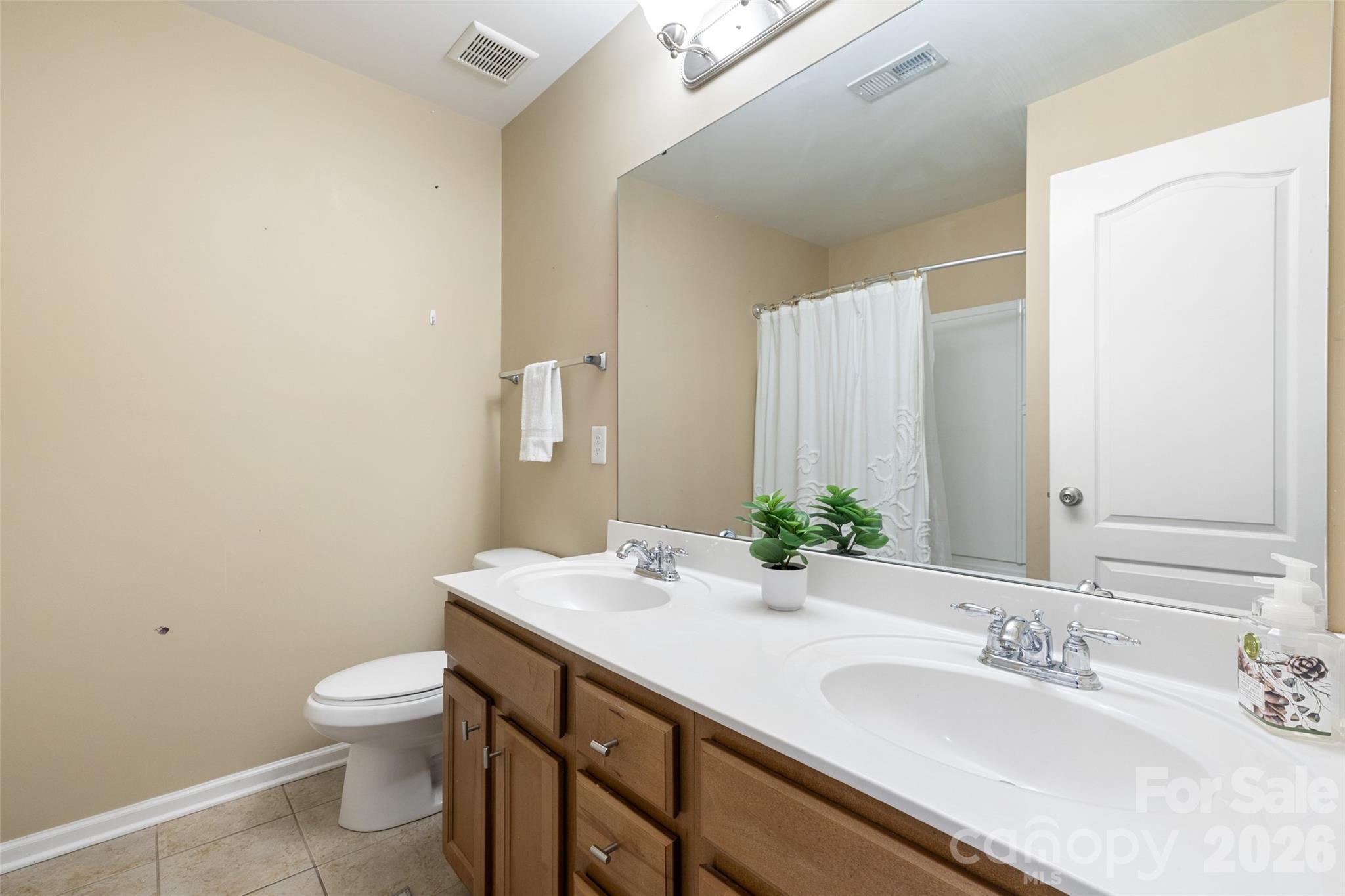 1419 Ridge Haven Road — Waxhaw