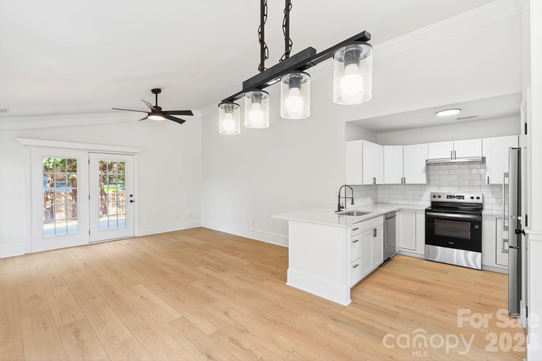 102 Daventry Place — Mooresville