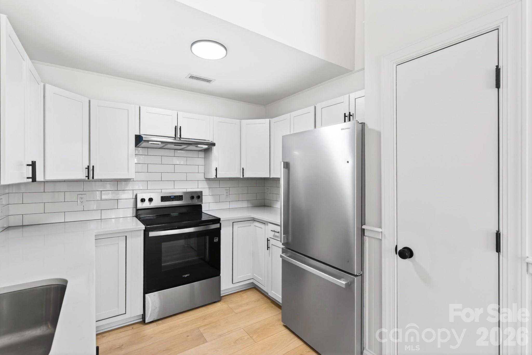 102 Daventry Place — Mooresville