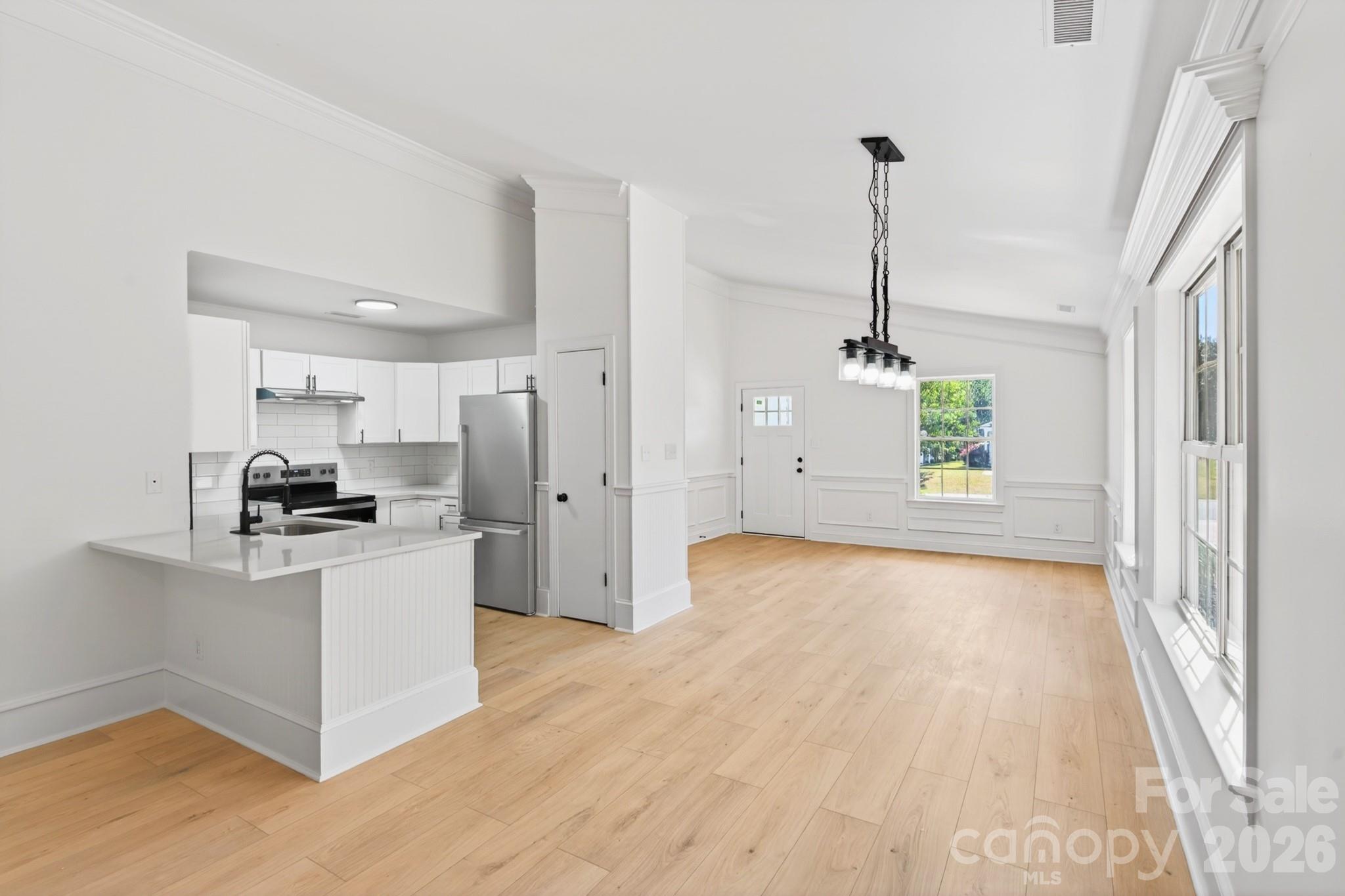 102 Daventry Place — Mooresville