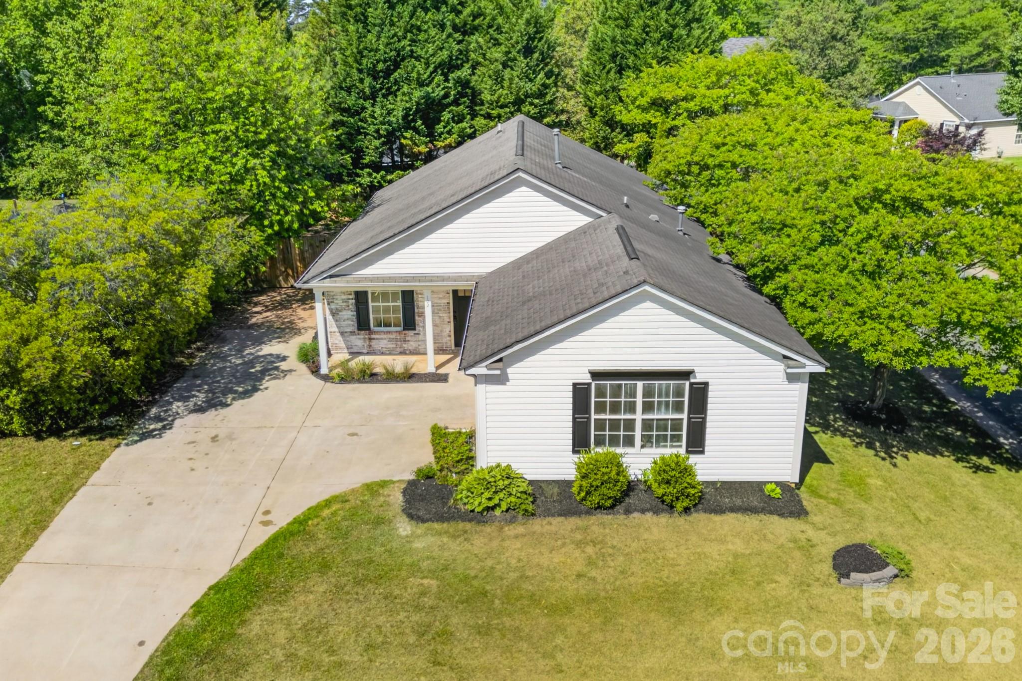 102 Daventry Place — Mooresville