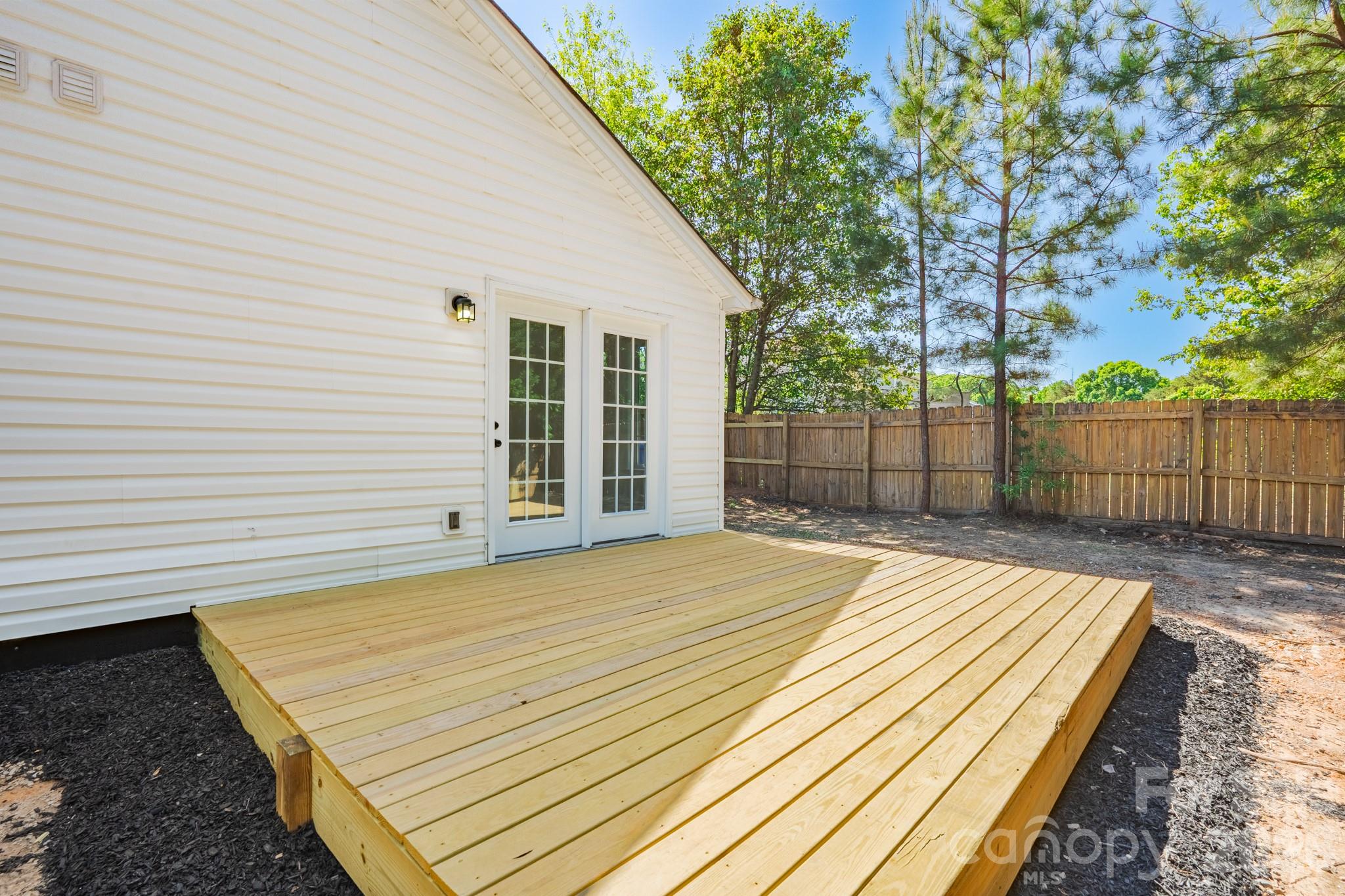 102 Daventry Place — Mooresville