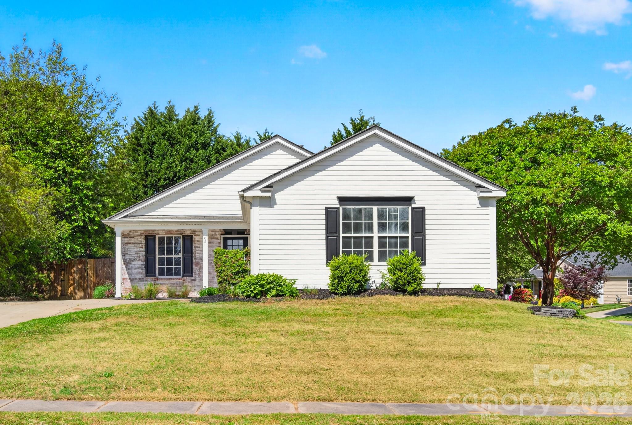 102 Daventry Place — Mooresville