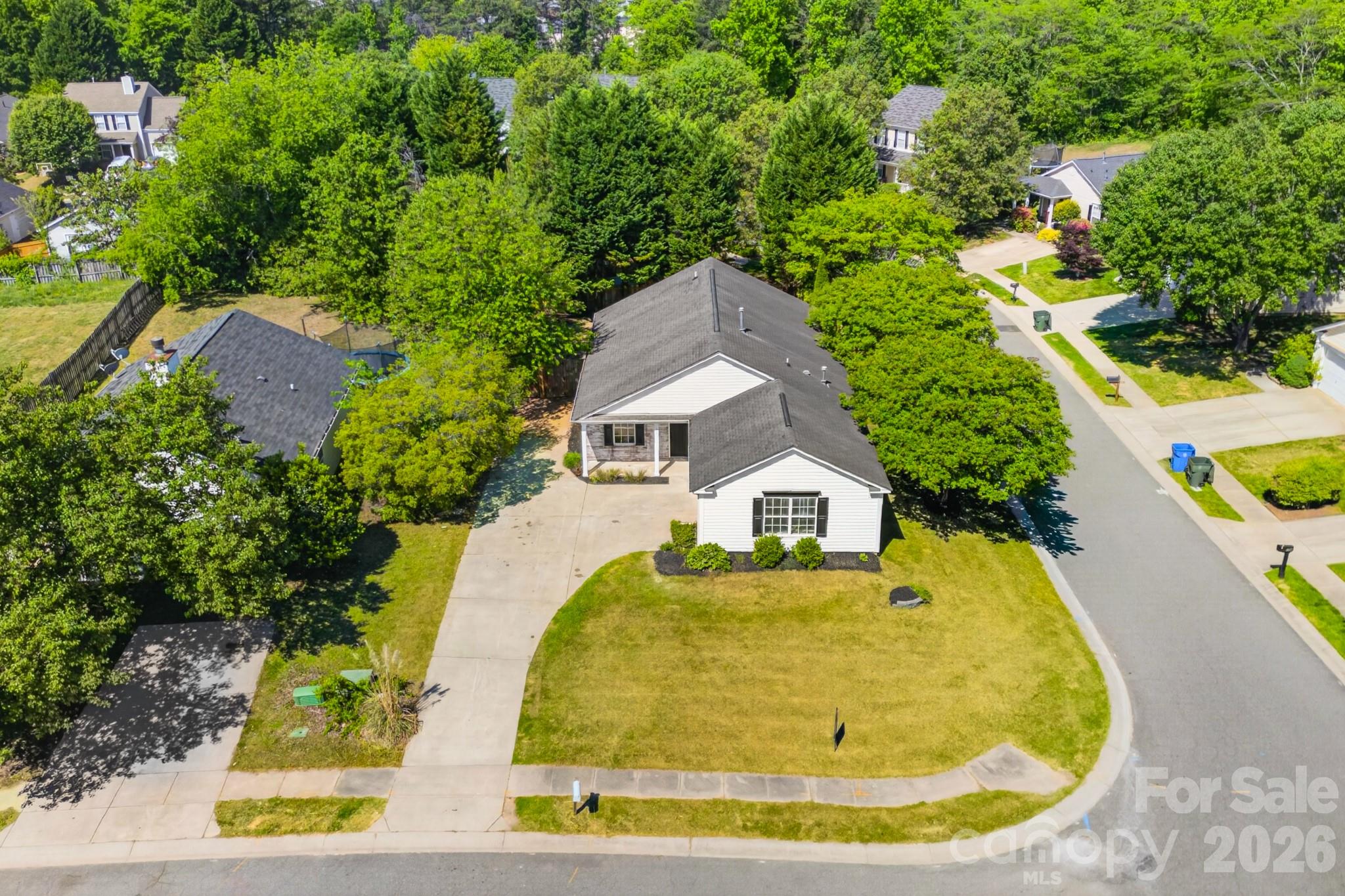 102 Daventry Place — Mooresville