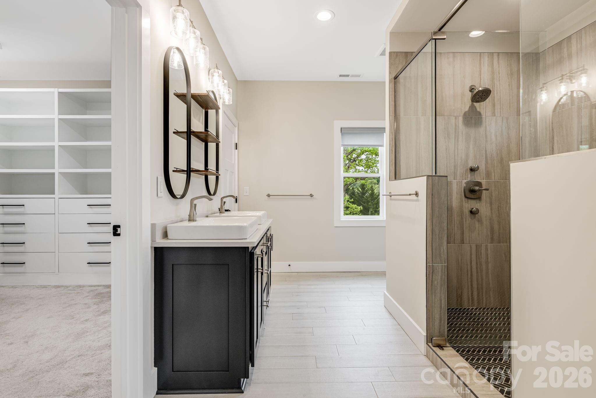 17 Baxter Woods Lane — Candler