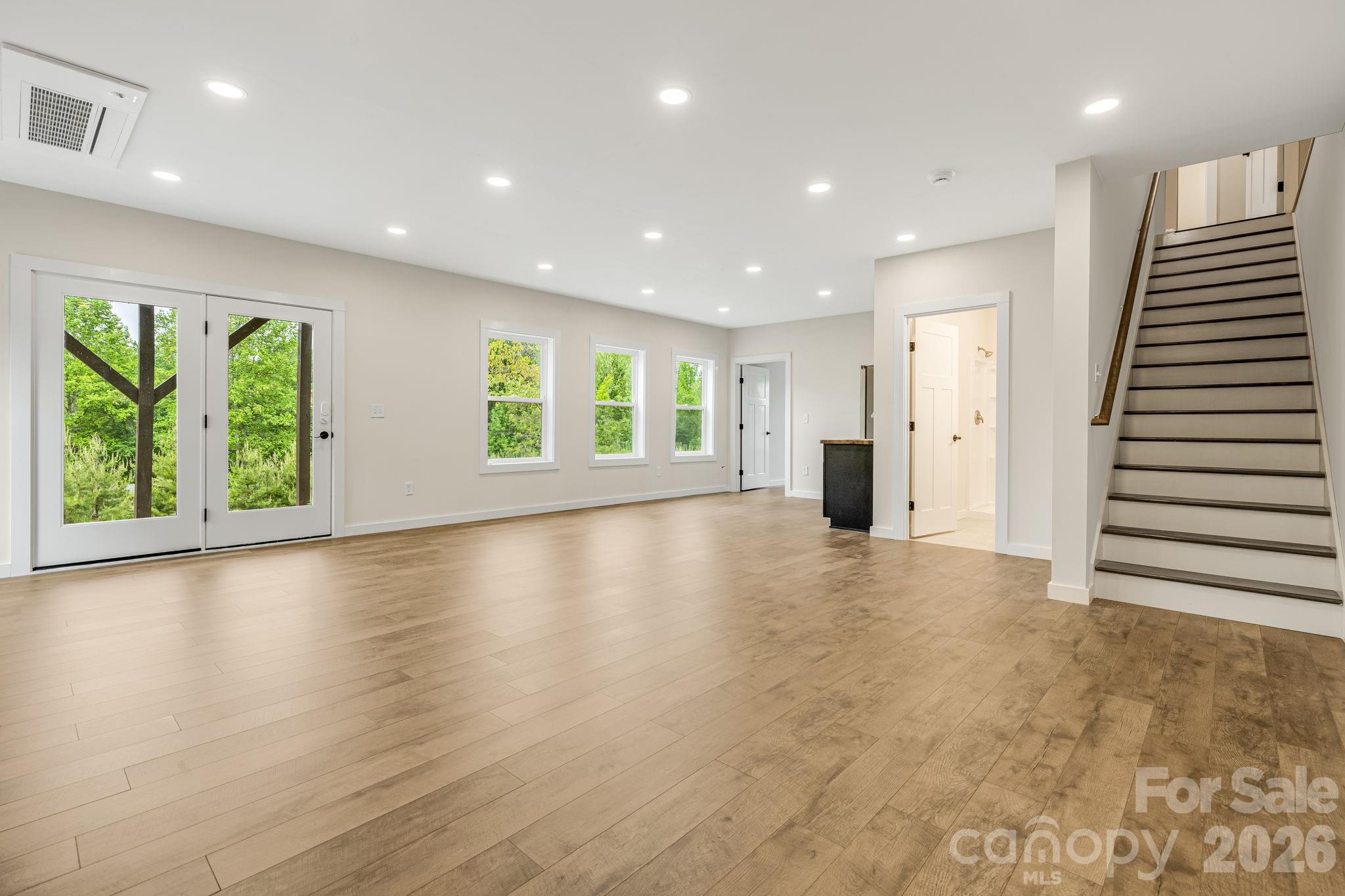 17 Baxter Woods Lane — Candler