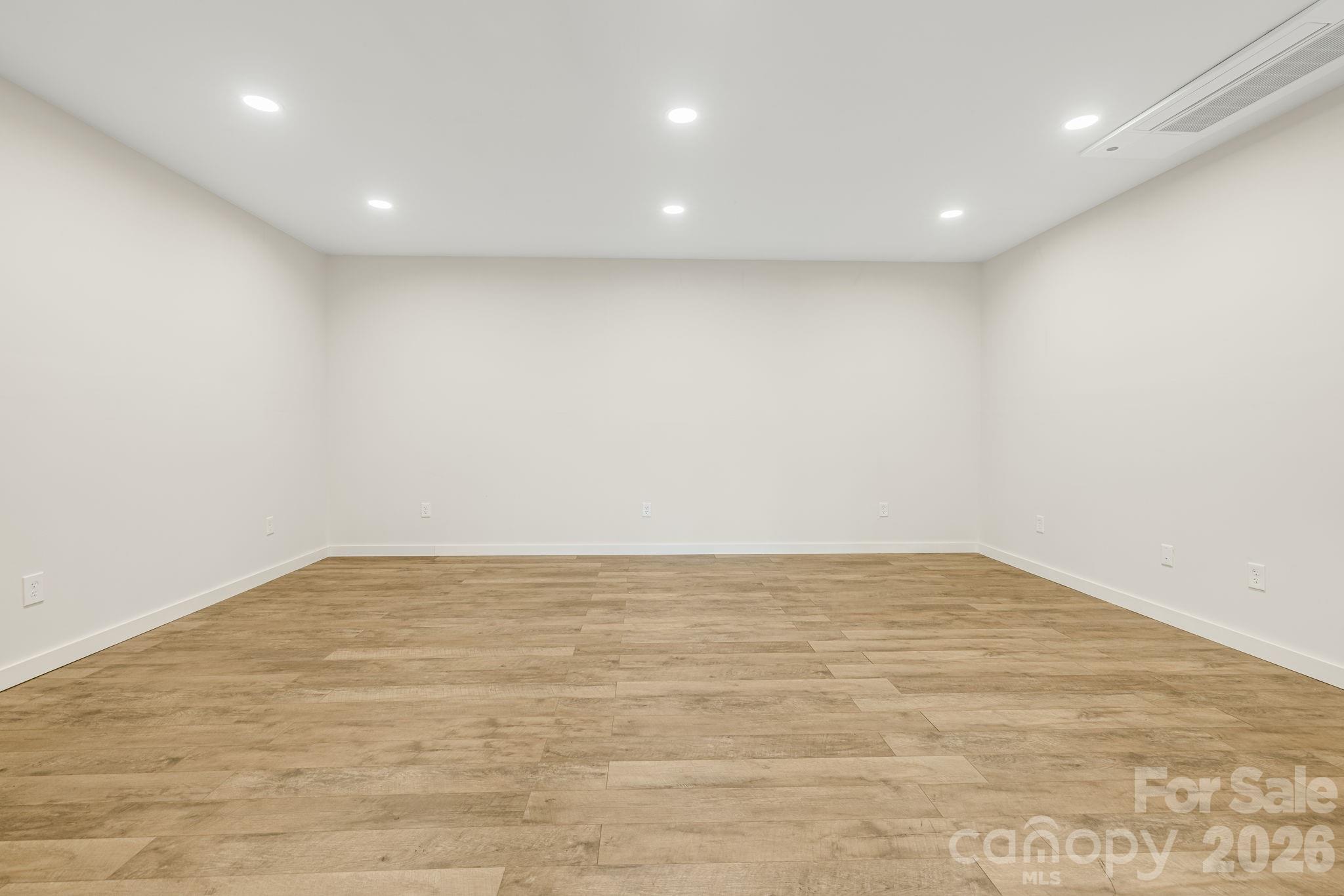 17 Baxter Woods Lane — Candler
