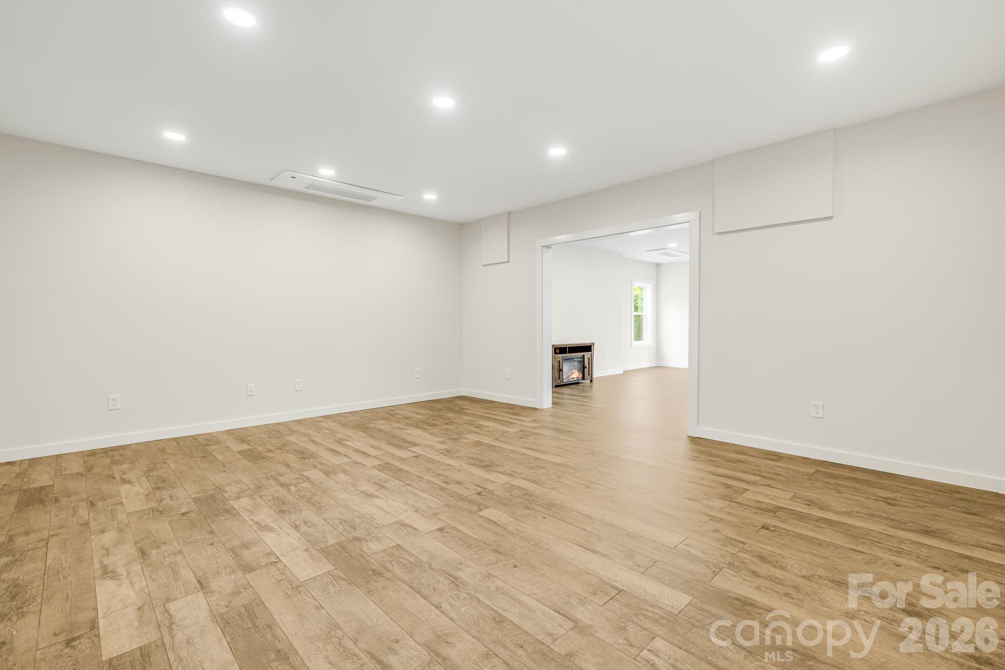 17 Baxter Woods Lane — Candler