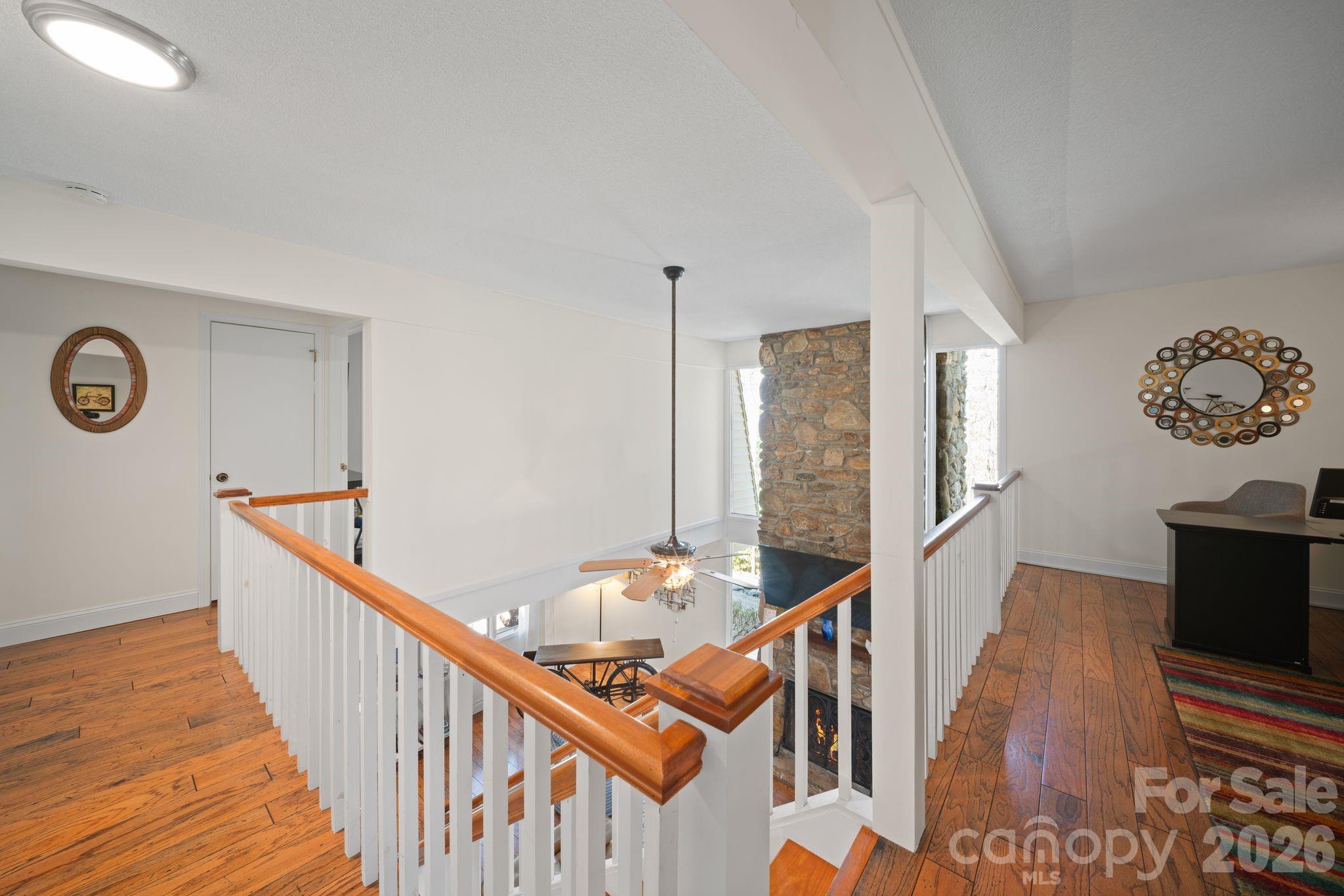 363 S Sequoyah Lane — Brevard