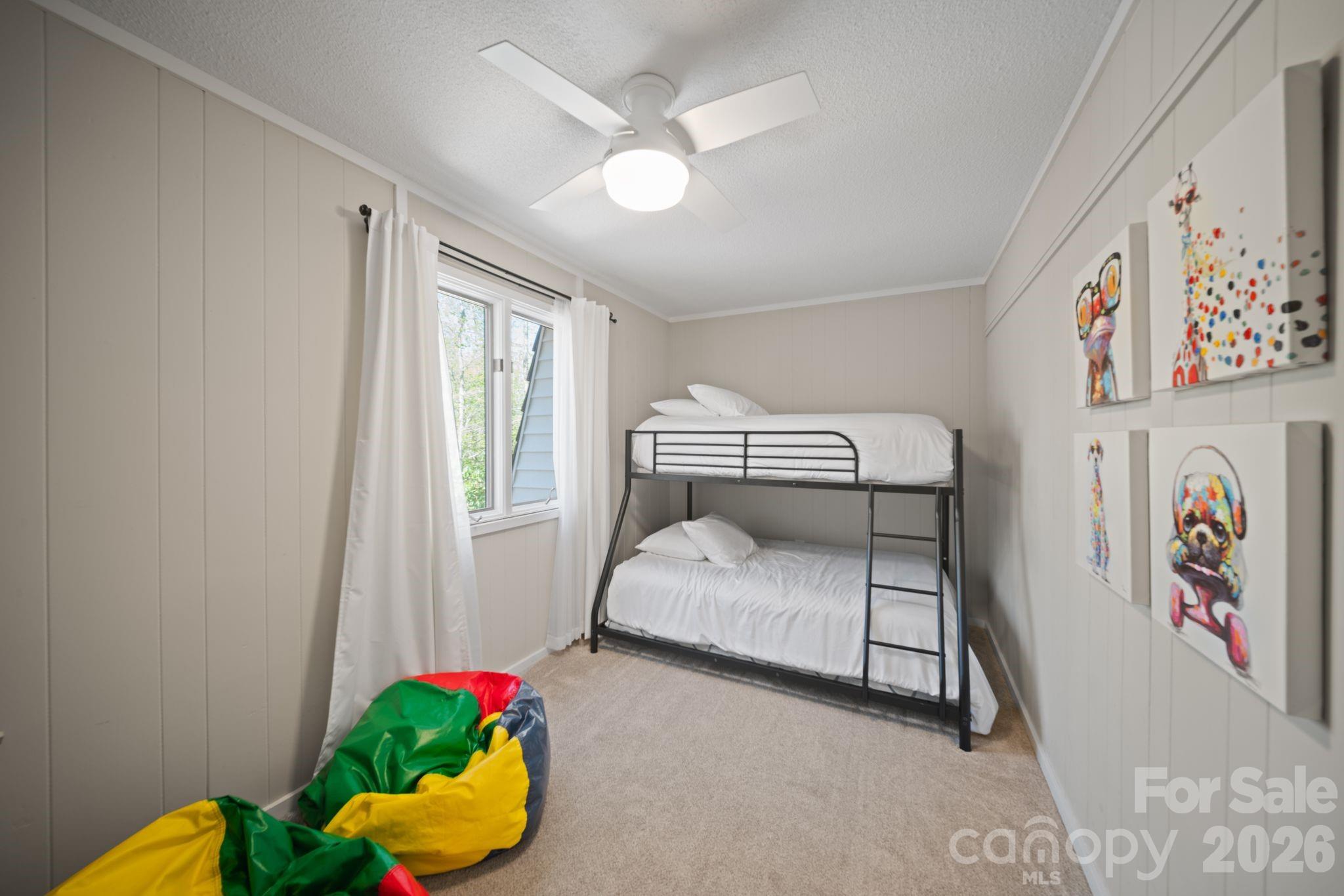 363 S Sequoyah Lane — Brevard