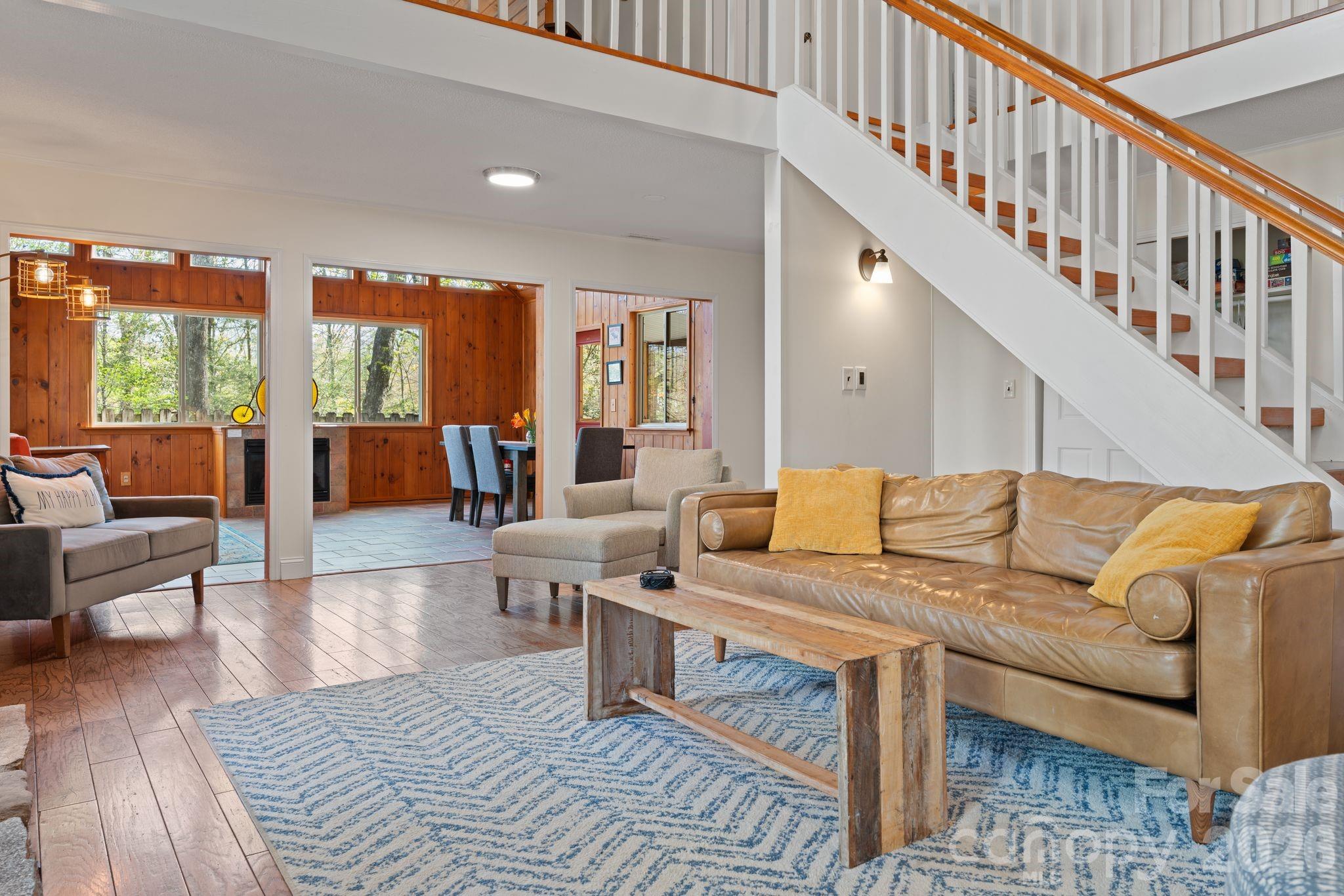 363 S Sequoyah Lane — Brevard