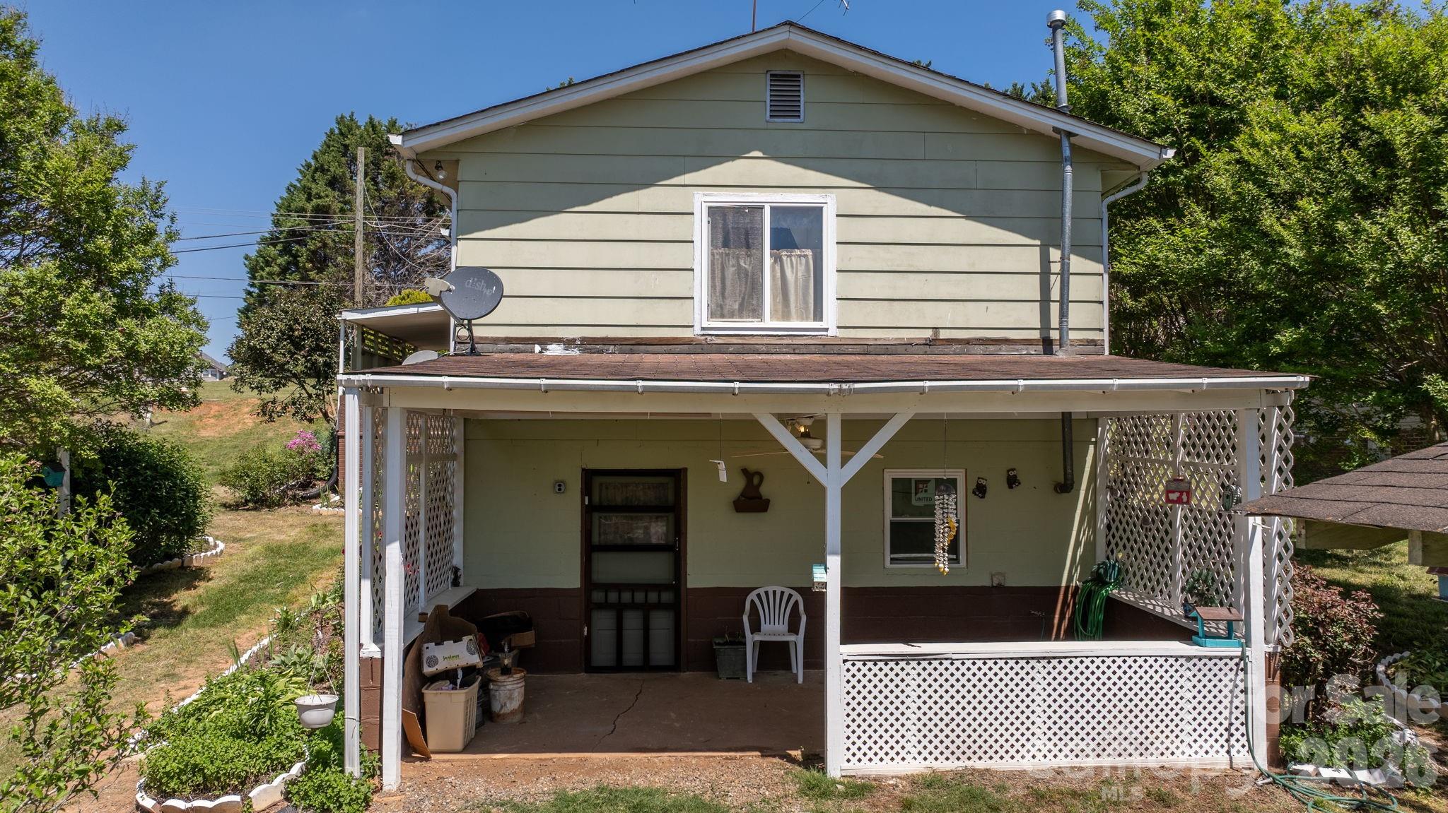 24 Midway Street — Granite Falls