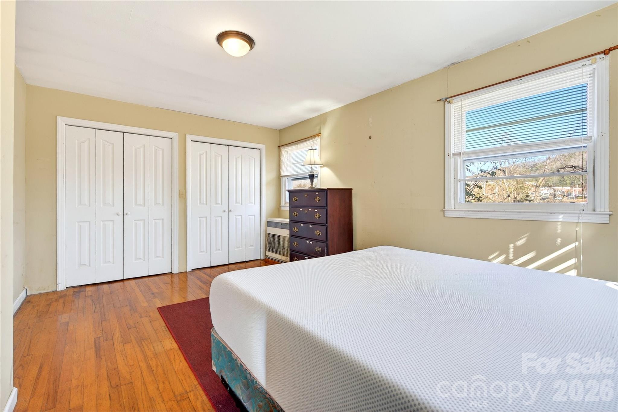 106 Chapel Street — Spruce Pine
