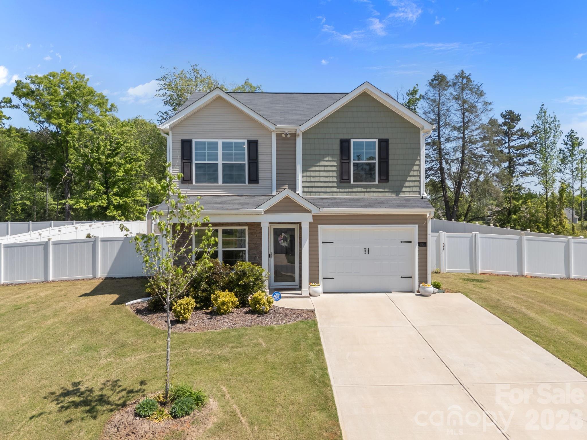 385 Olivia Court — Lexington