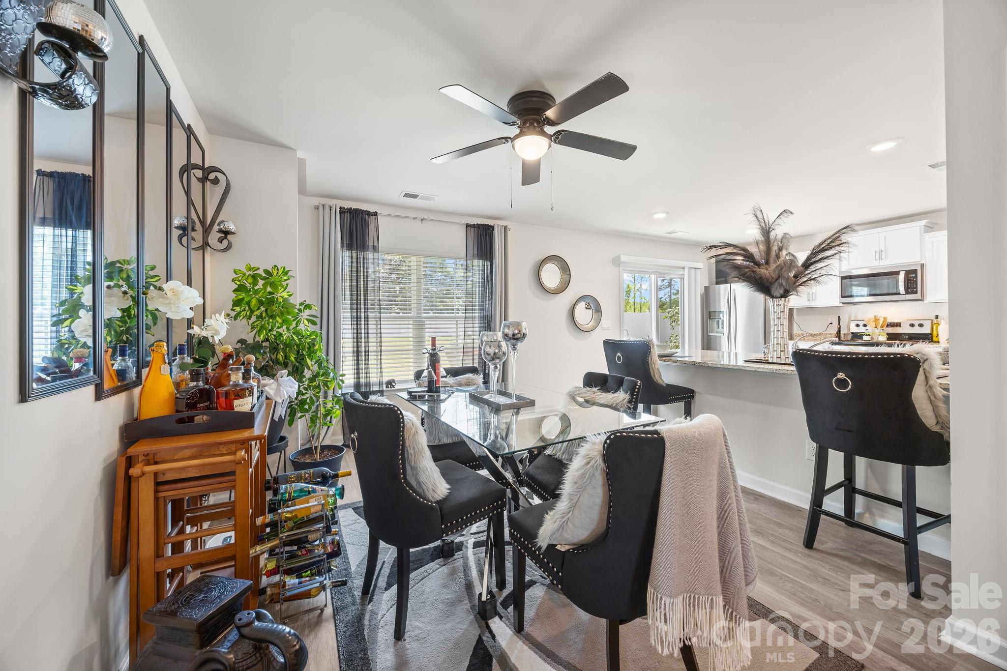 385 Olivia Court — Lexington