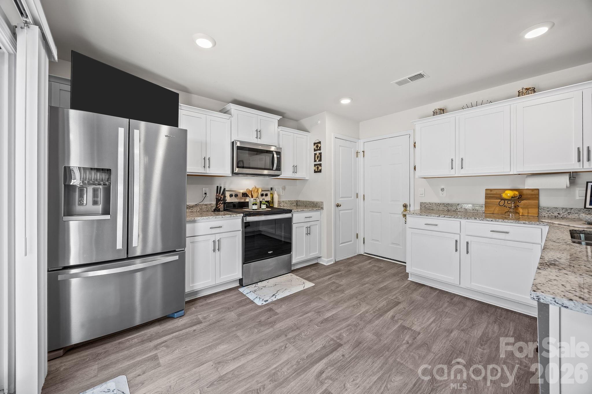 385 Olivia Court — Lexington