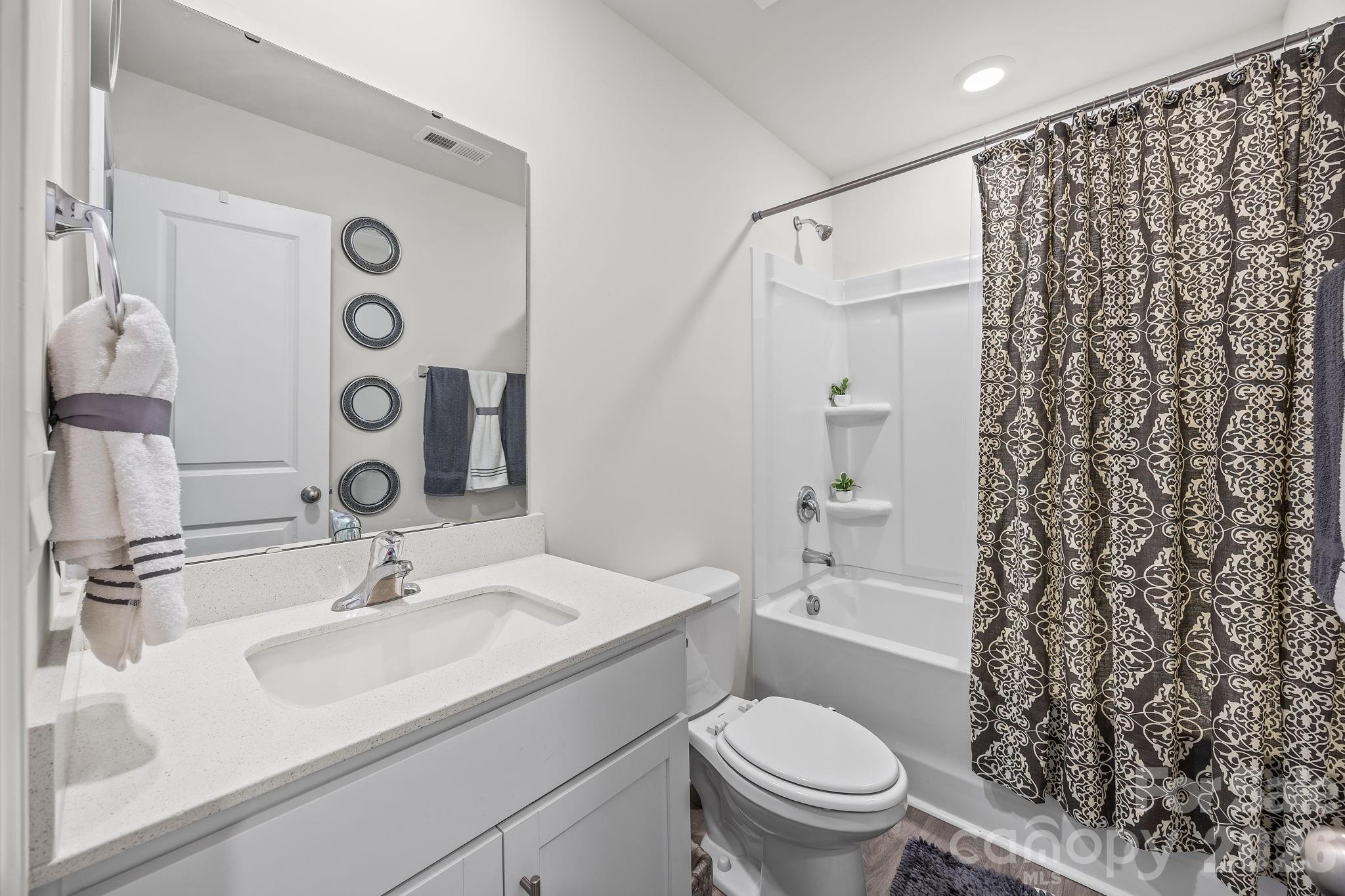 385 Olivia Court — Lexington