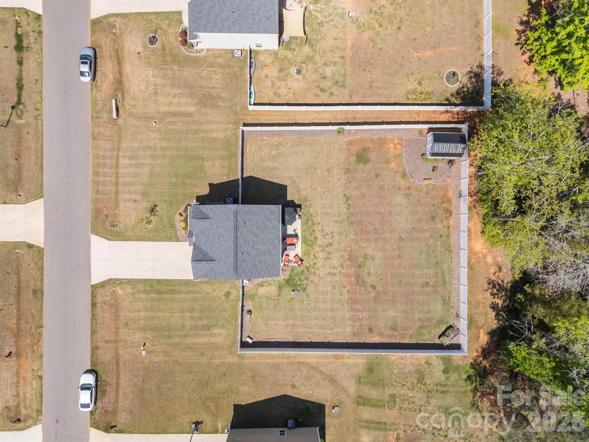 385 Olivia Court — Lexington