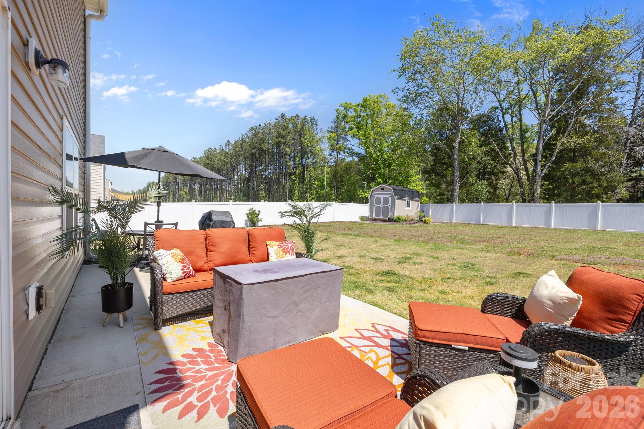 385 Olivia Court — Lexington