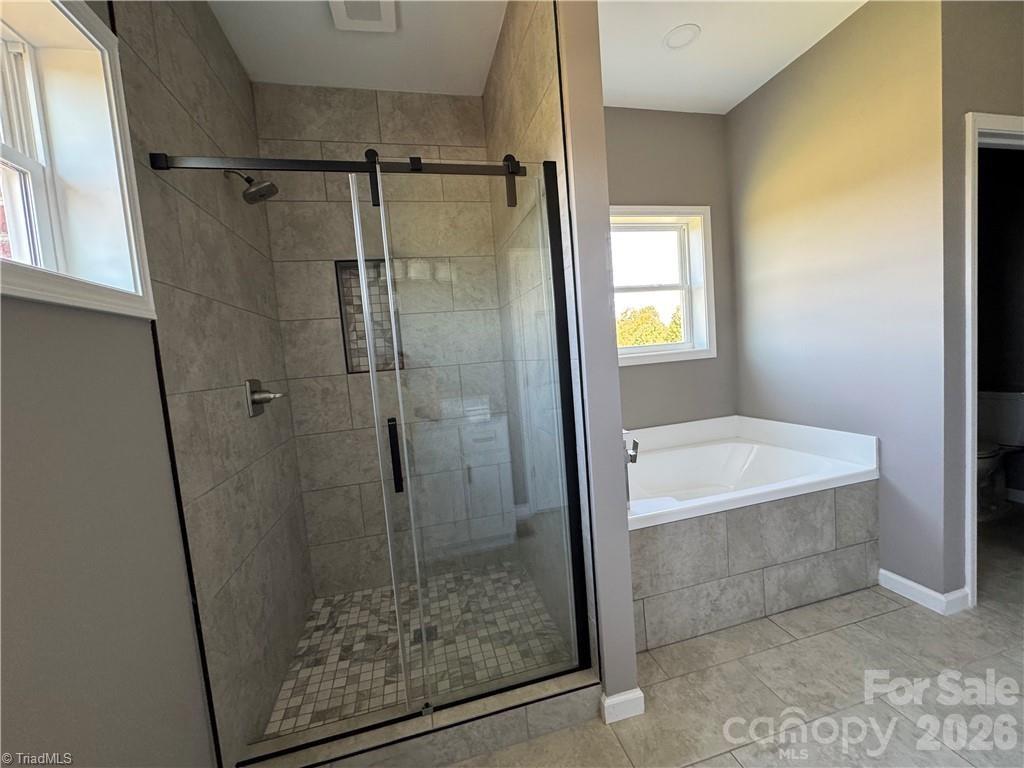 130 Oak Pointe Lane — Wilkesboro