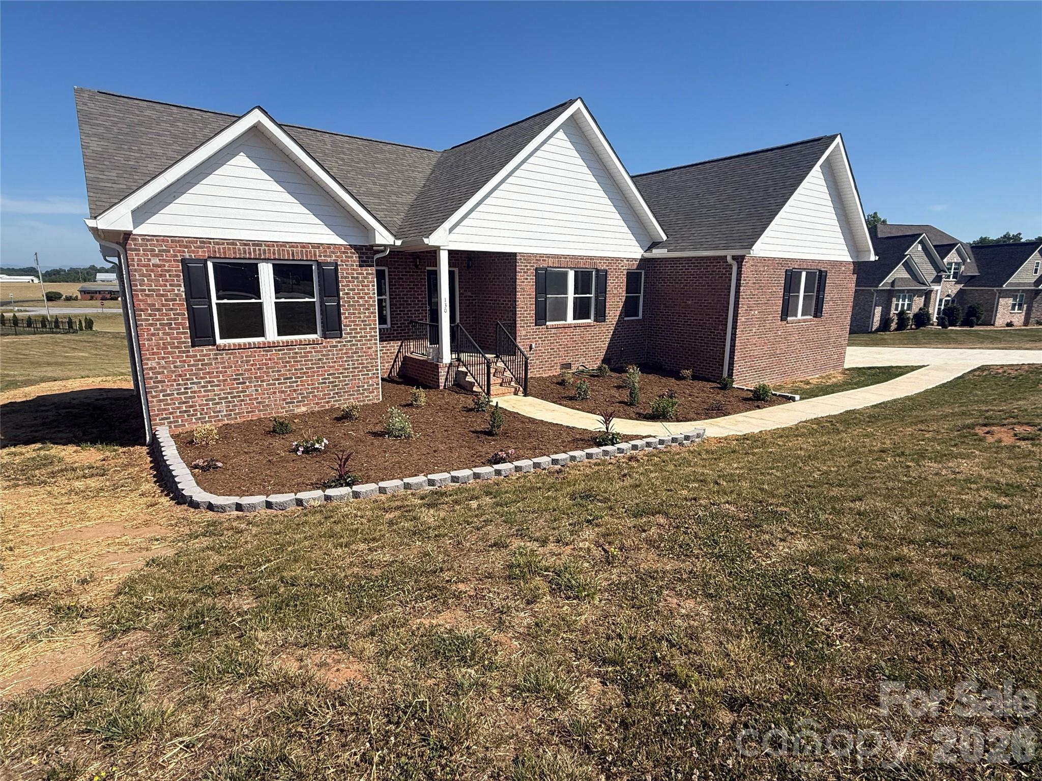 130 Oak Pointe Lane — Wilkesboro