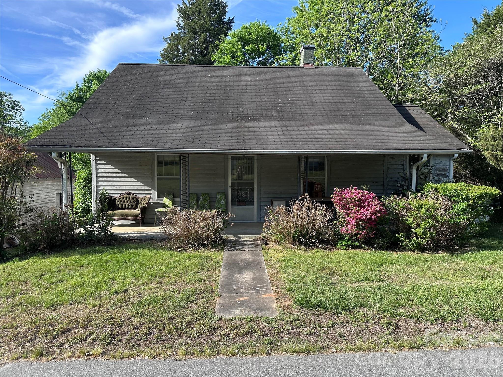138 Hemlock Street — Mocksville