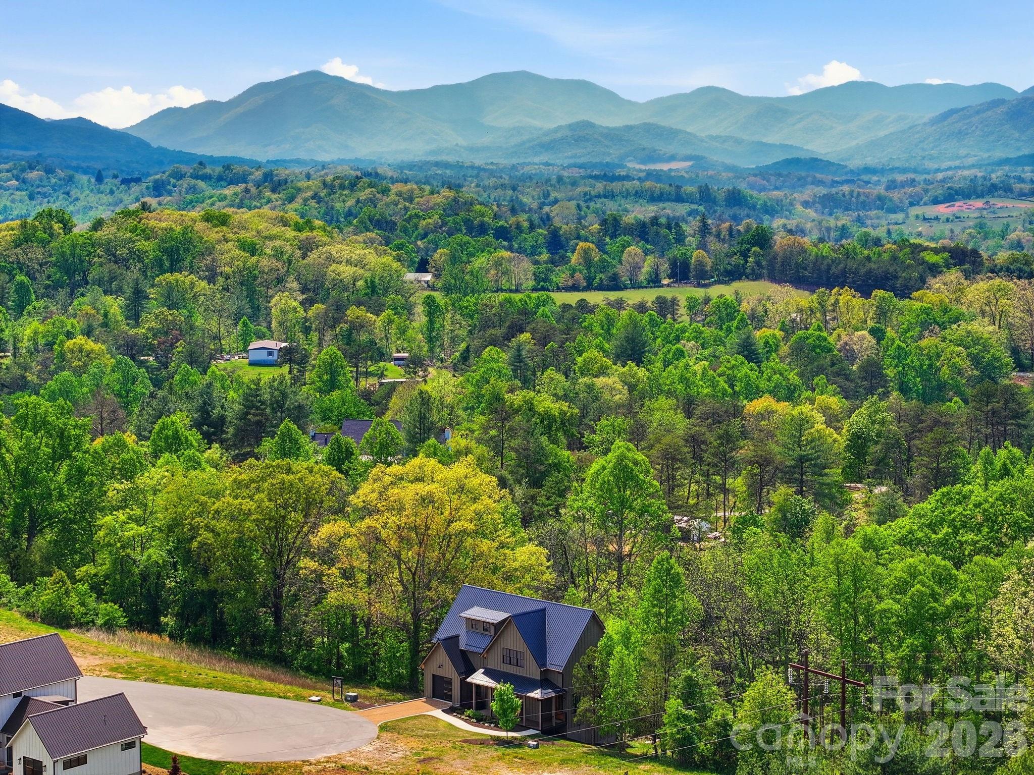244 Westridge Farm Road — Asheville