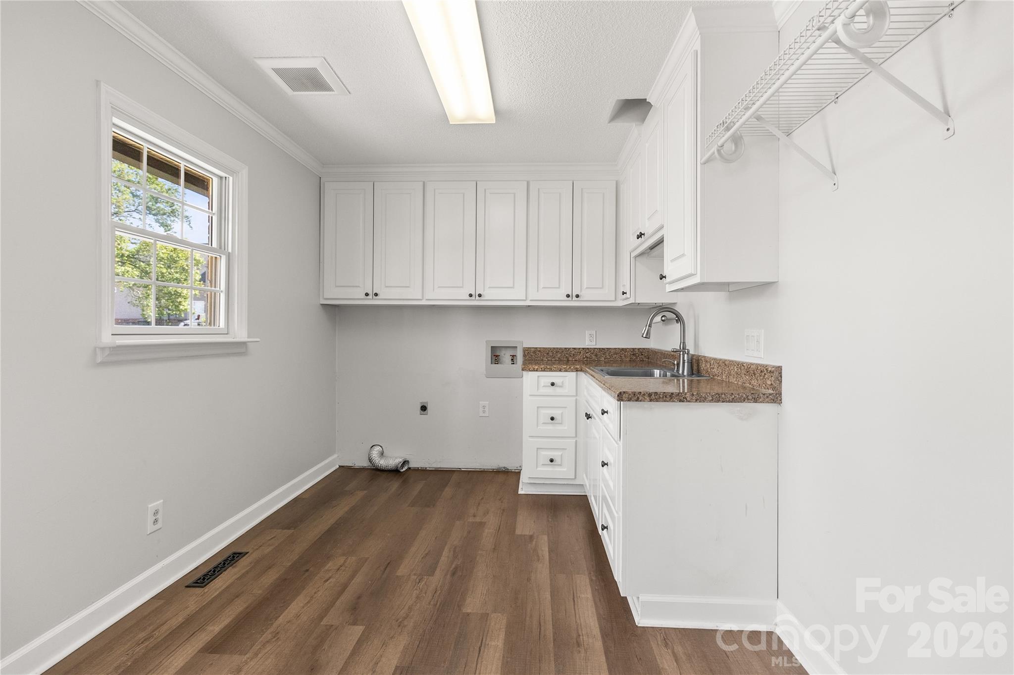 1178 NC 182 Highway — Lincolnton