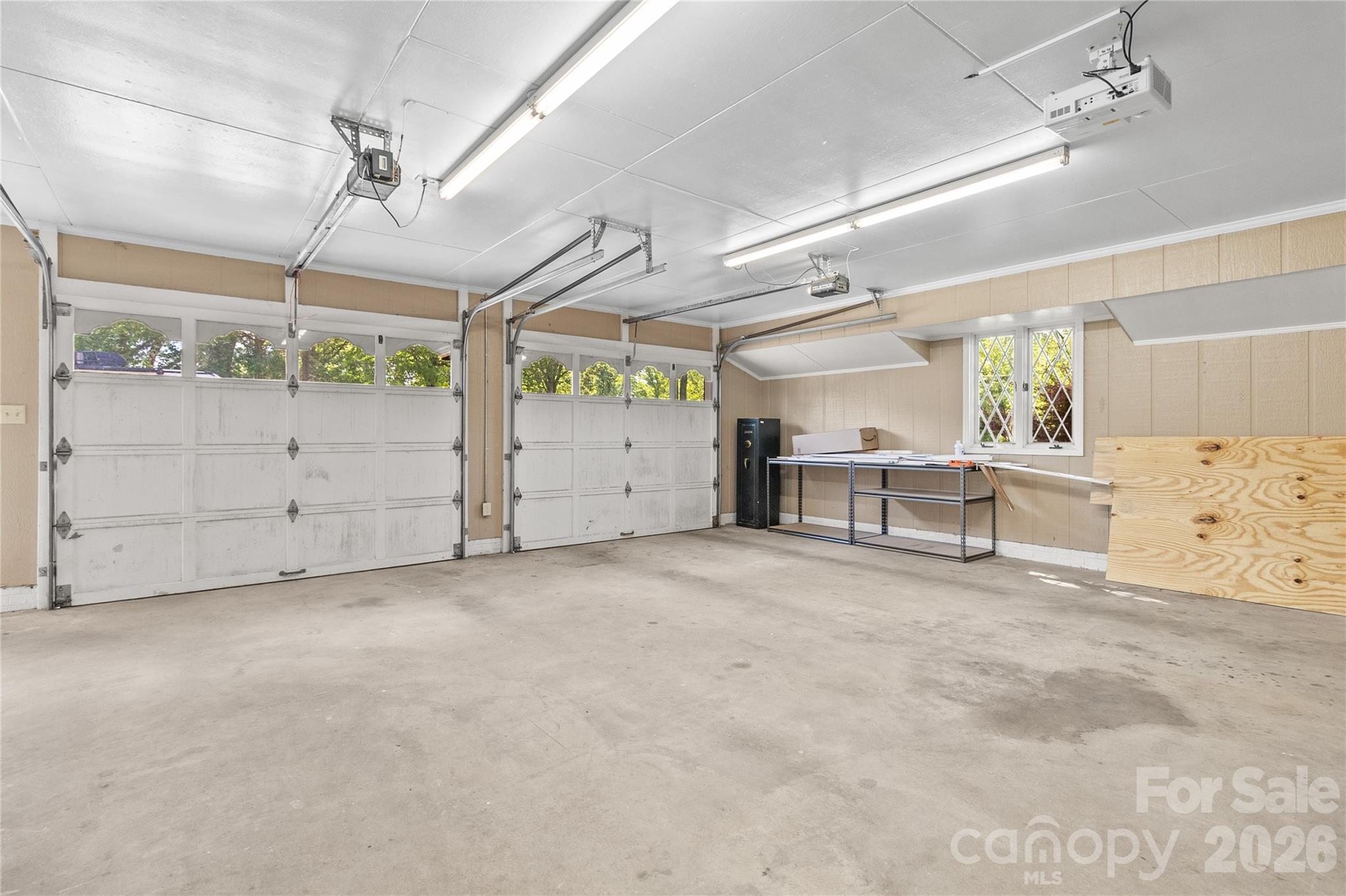 1178 NC 182 Highway — Lincolnton