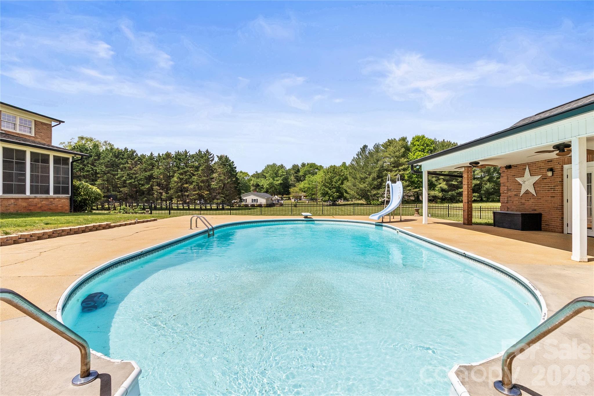 1178 NC 182 Highway — Lincolnton