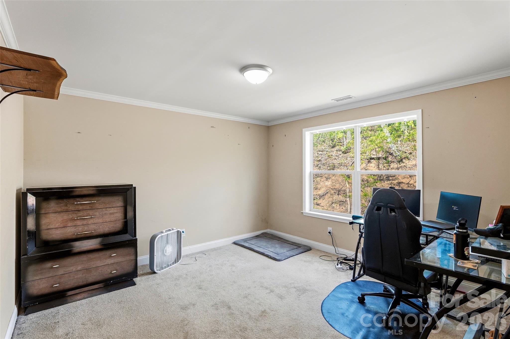 26 Brigman Road — Weaverville